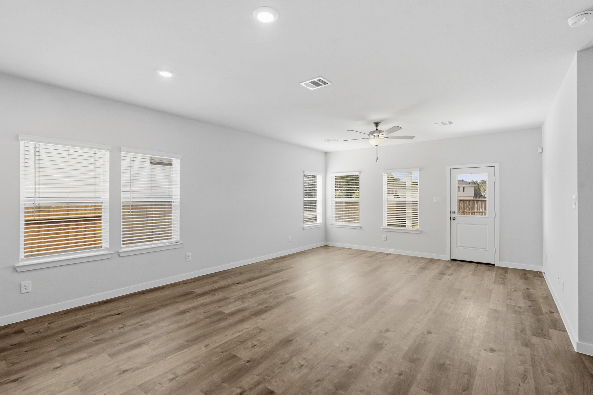 25448 Blossom Court Property Photo 11