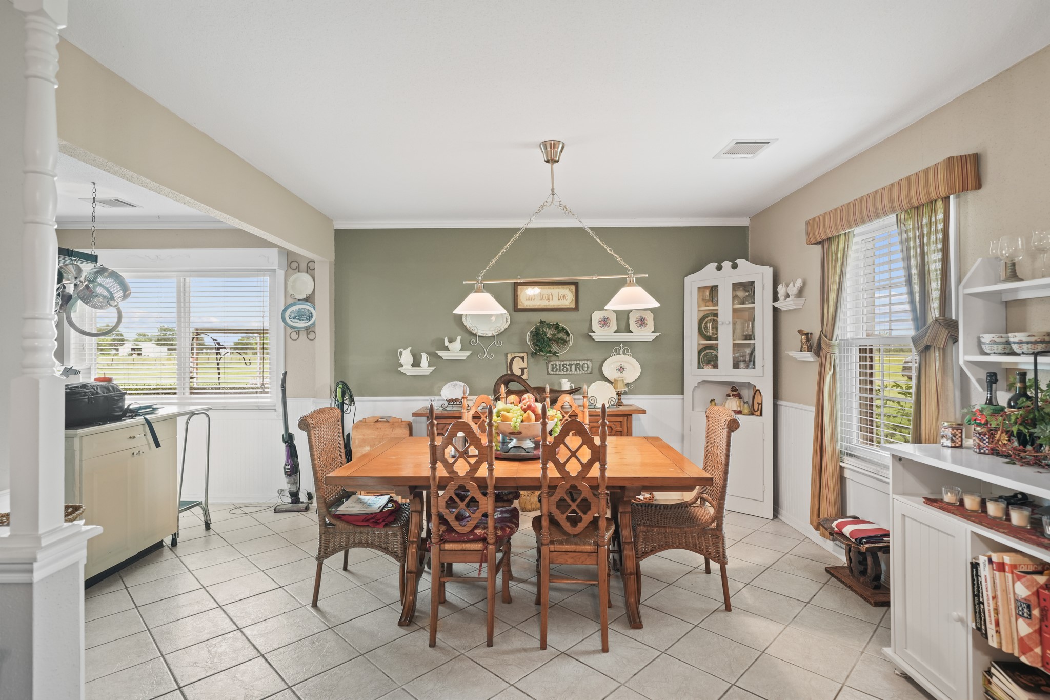 4911 Brister Parkway Property Photo 3