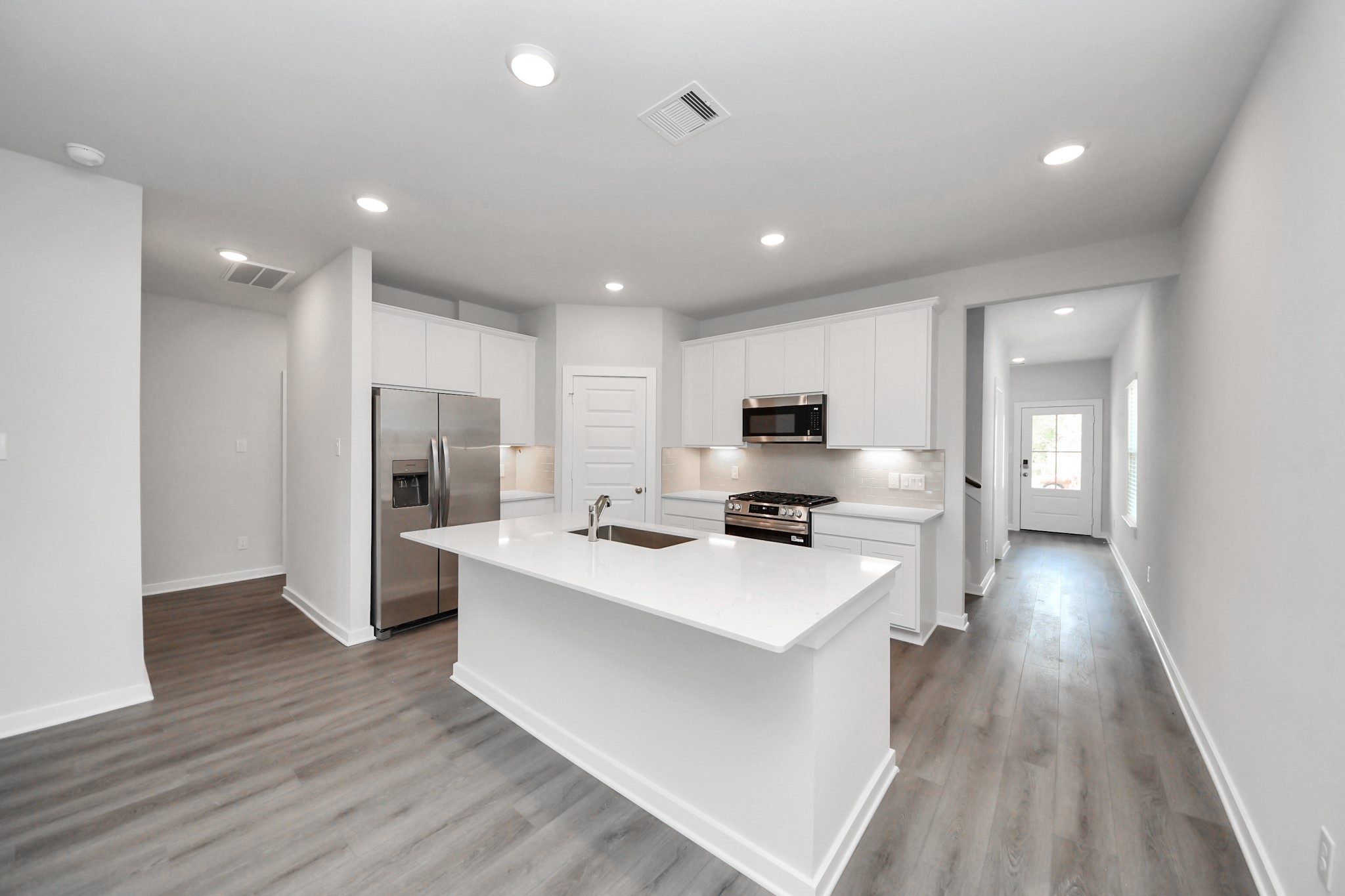 111 West Canopy Crossing Circle Property Photo 8