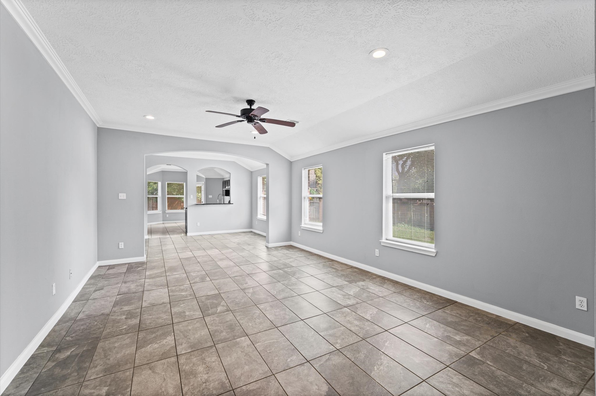 22502 Rocky Glen Court Property Photo 3