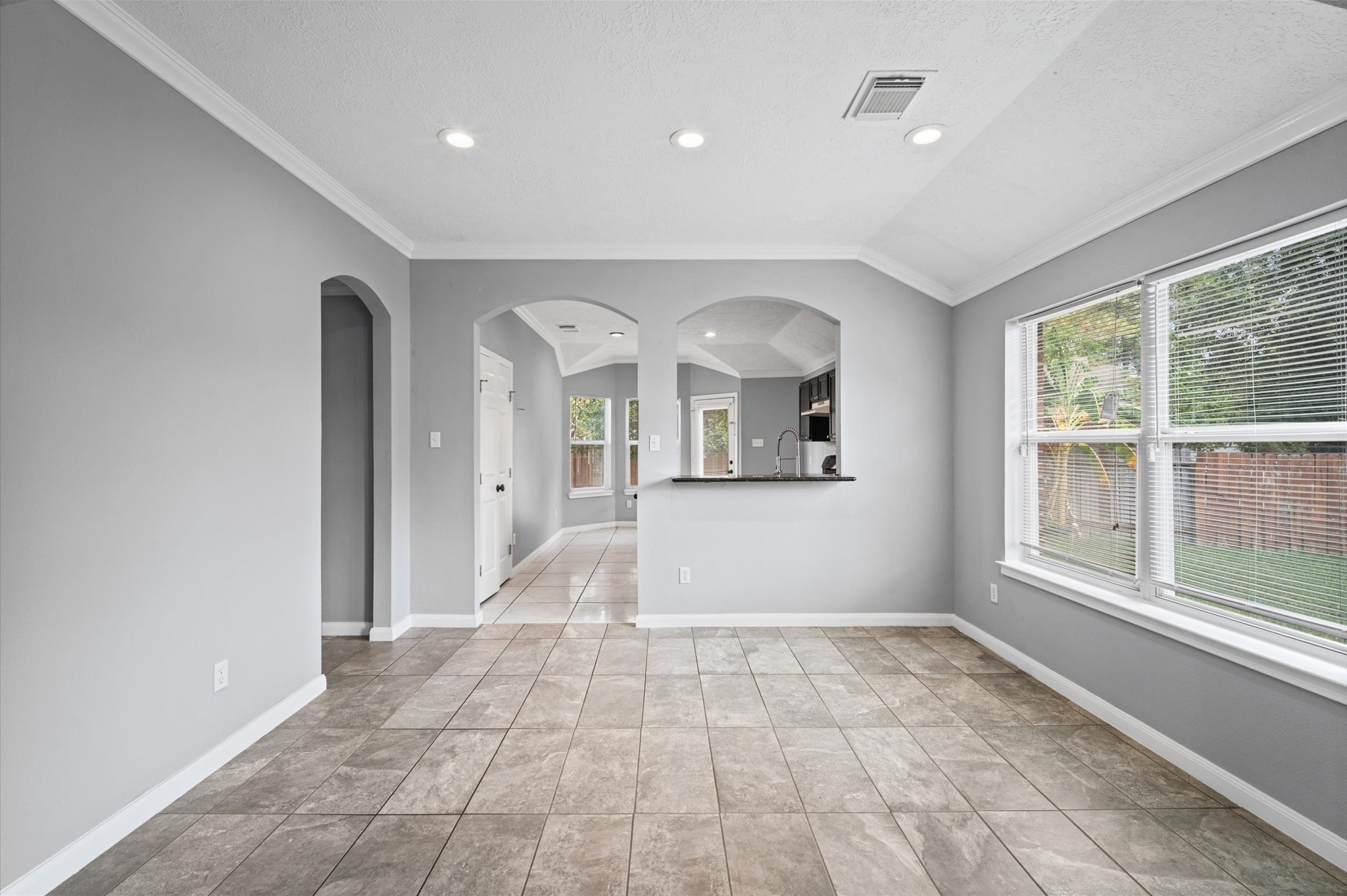 22502 Rocky Glen Court Property Photo 4