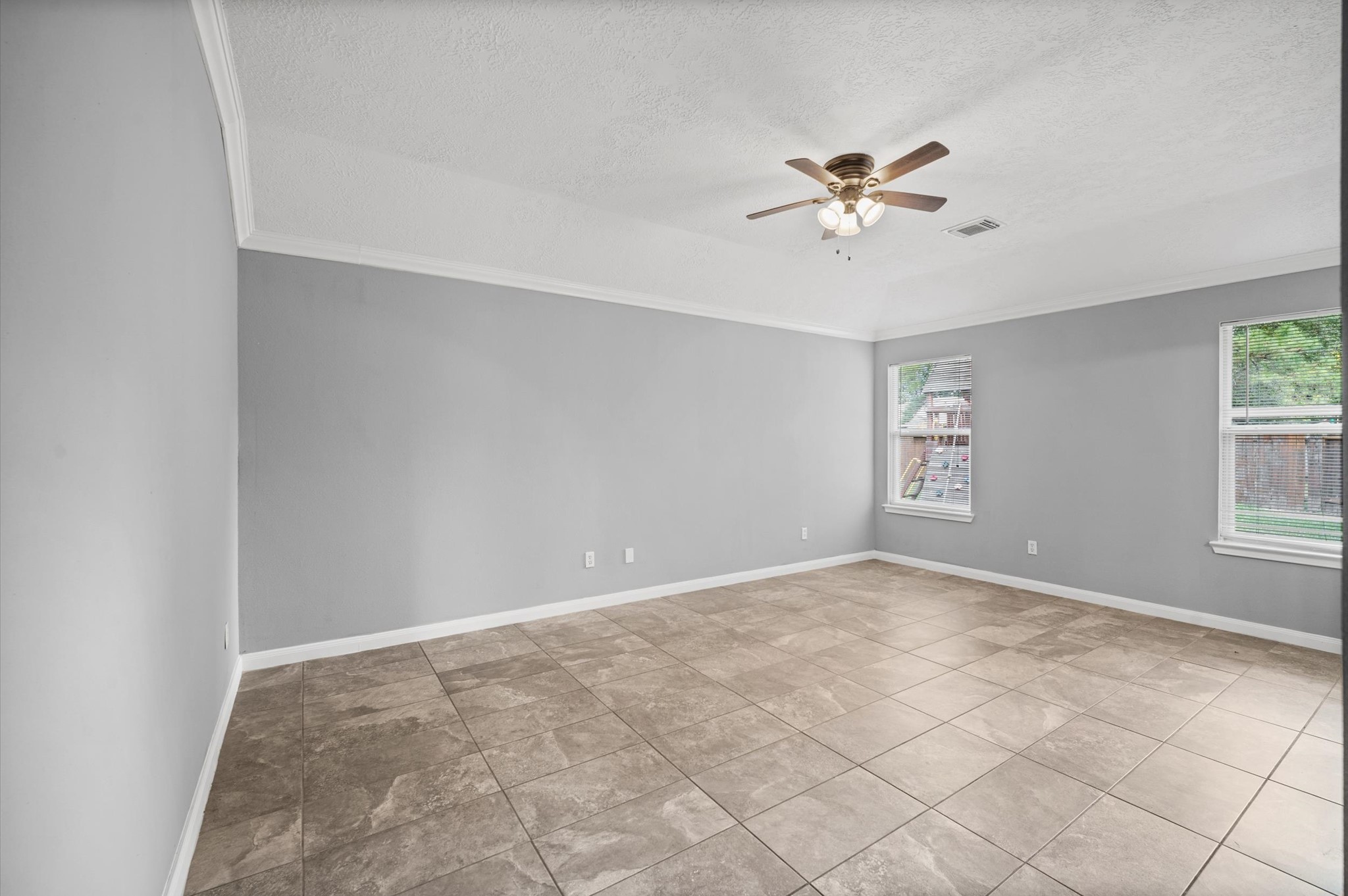 22502 Rocky Glen Court Property Photo 10