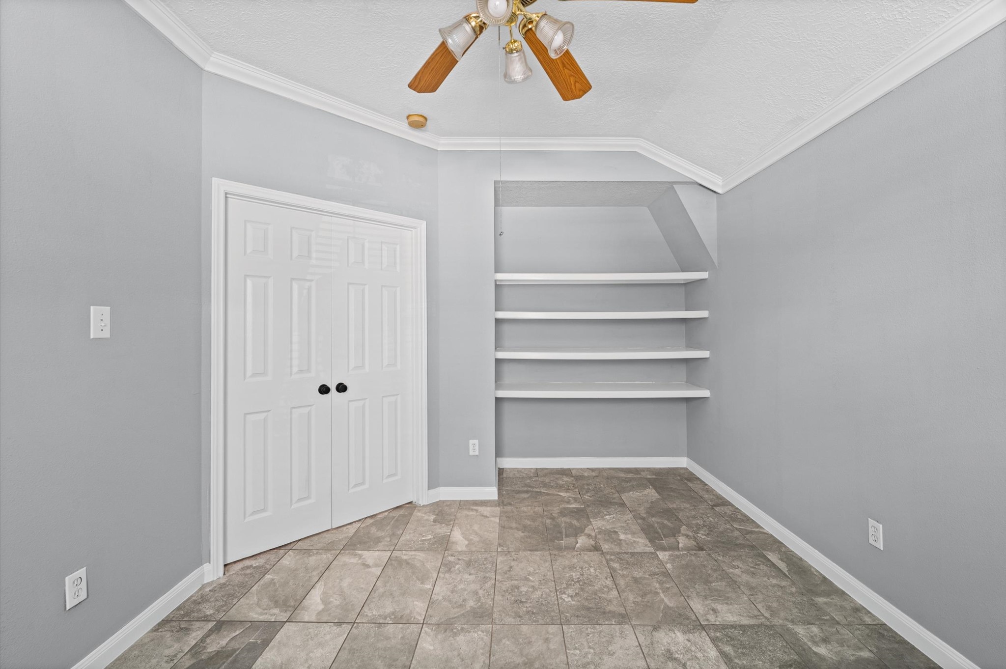 22502 Rocky Glen Court Property Photo 18