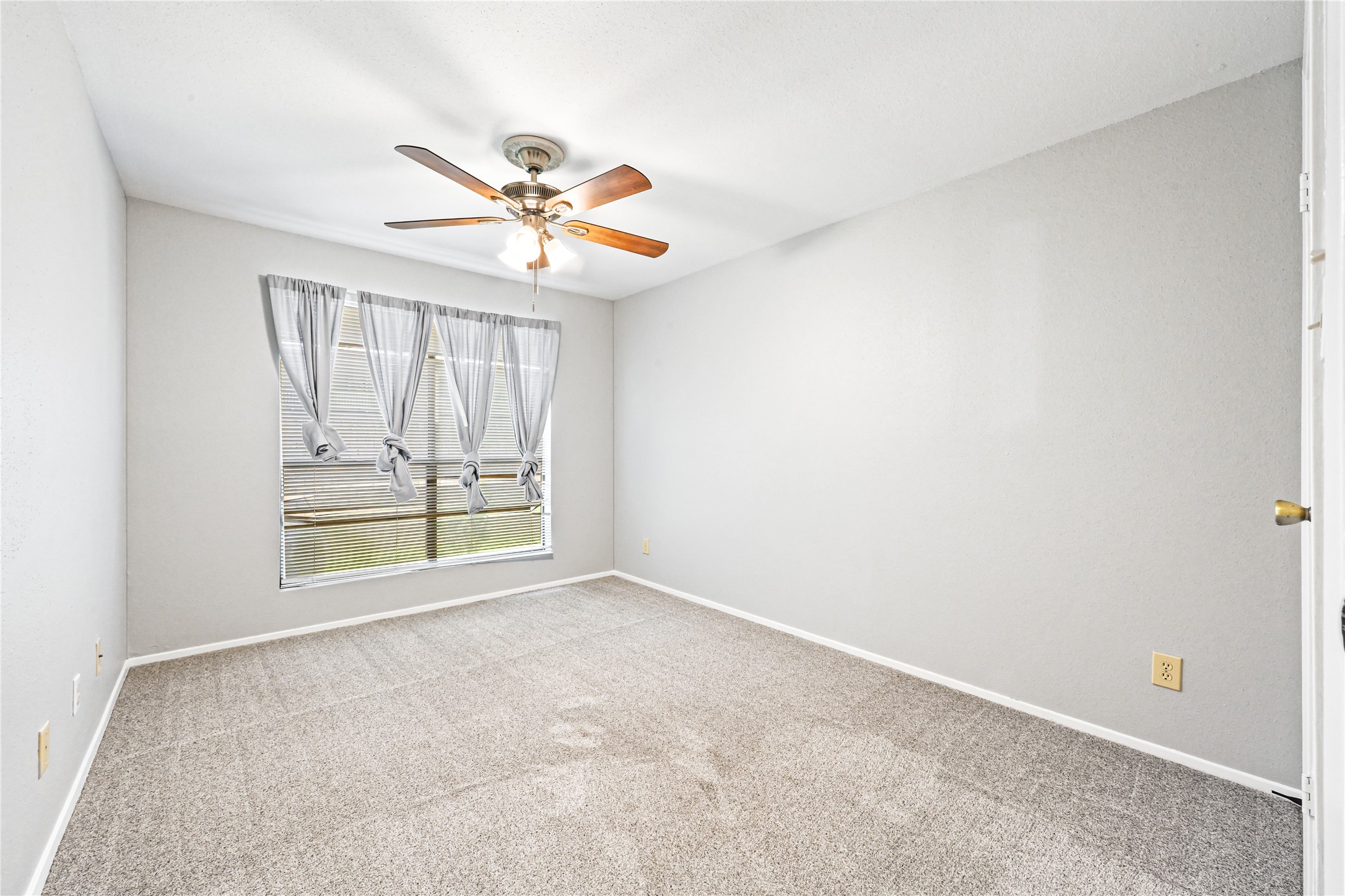 14777 Wunderlich Drive 1515 Property Photo 13