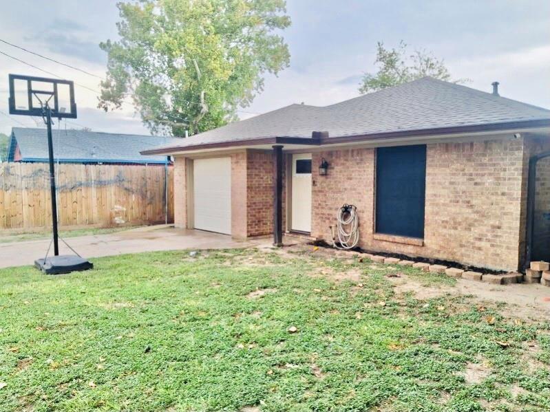 2609 Ivy Street, Houston TX 77026 Property Photo 1