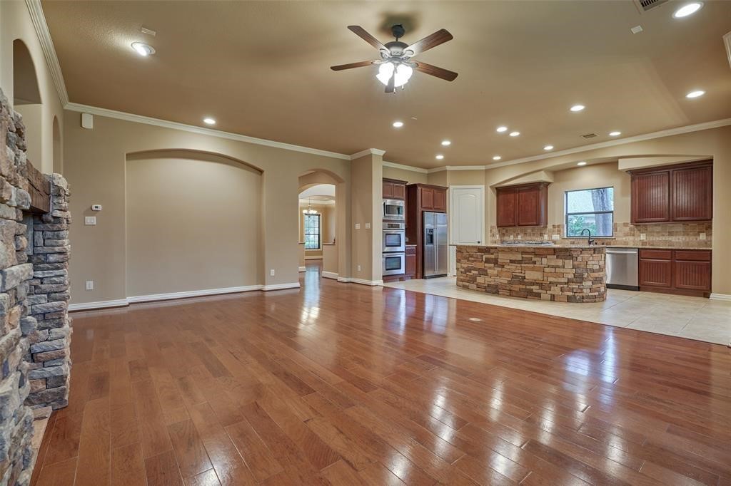 101 E Silverwood Ranch Estate Property Photo 15
