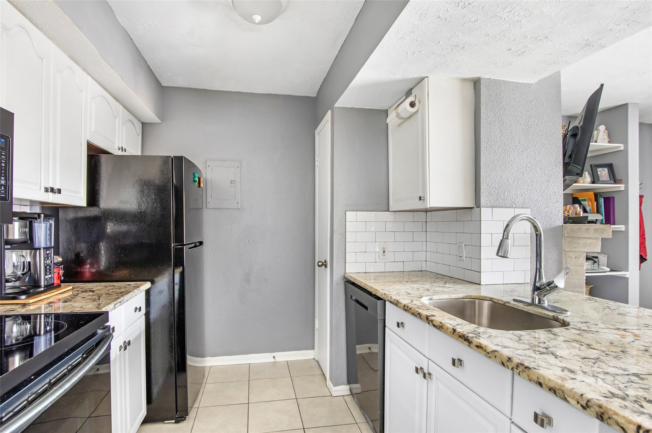 1505 Ward Road 232 Property Photo 7