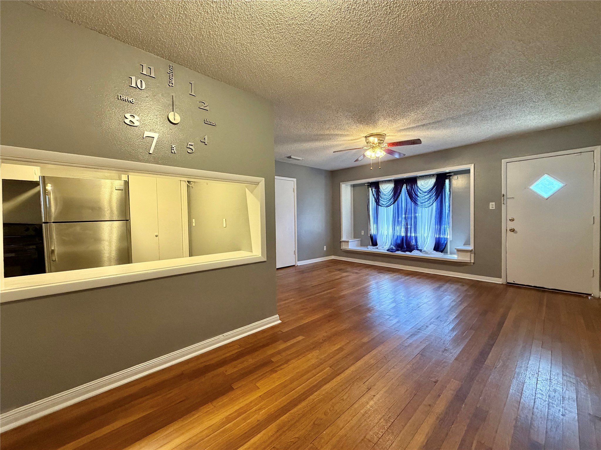 221 Richmond Street Property Photo 2