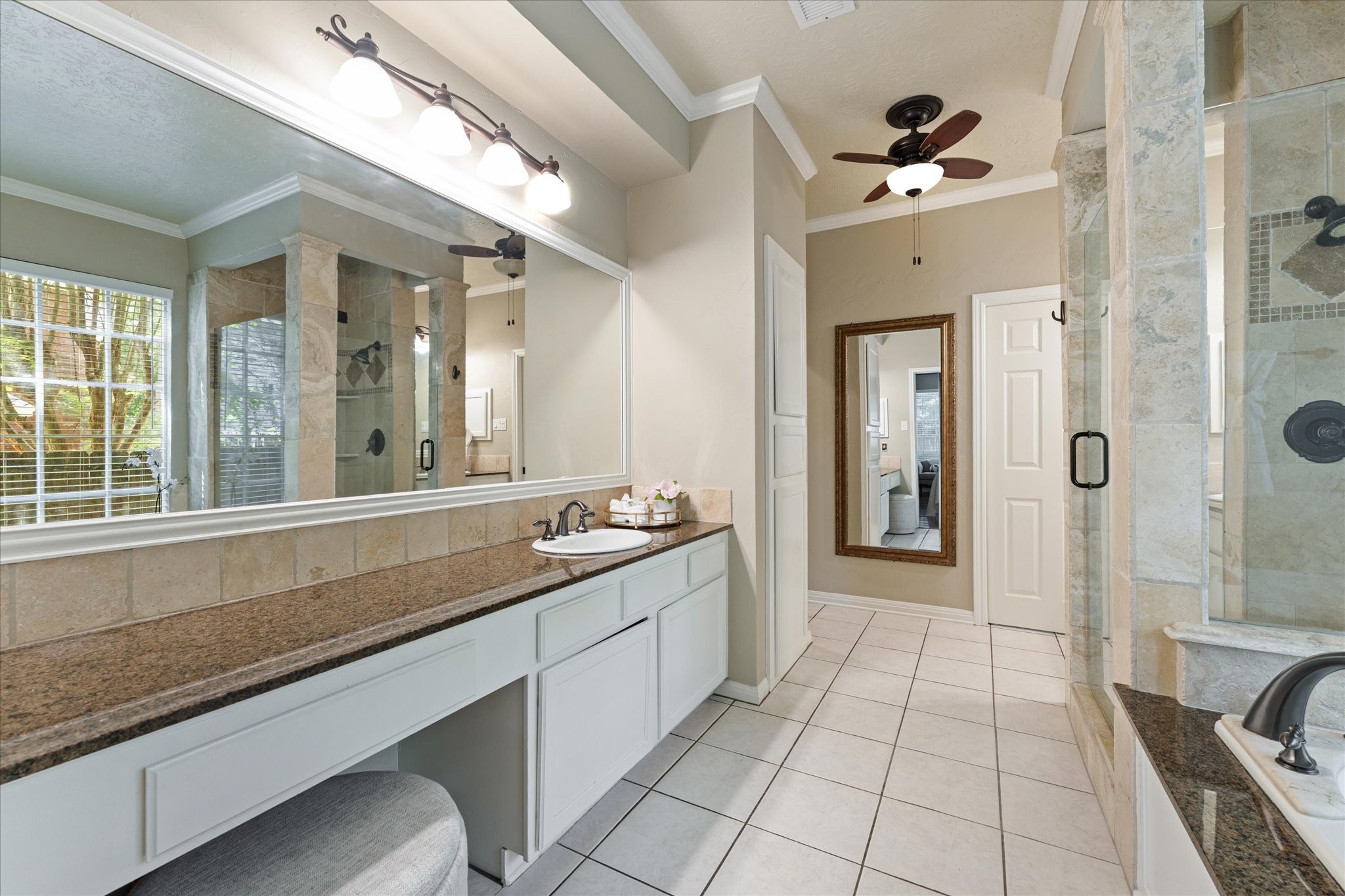 11 Golden Place Property Photo 23