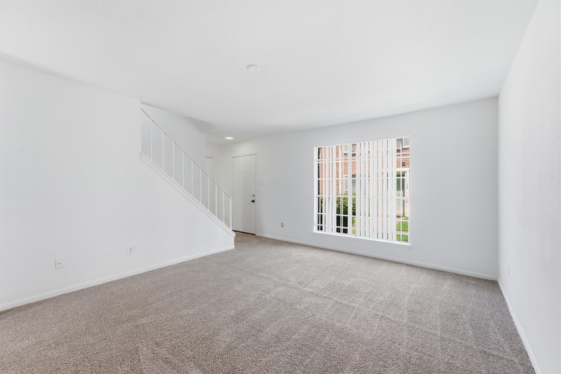 78 W Park West Drive Property Photo 5
