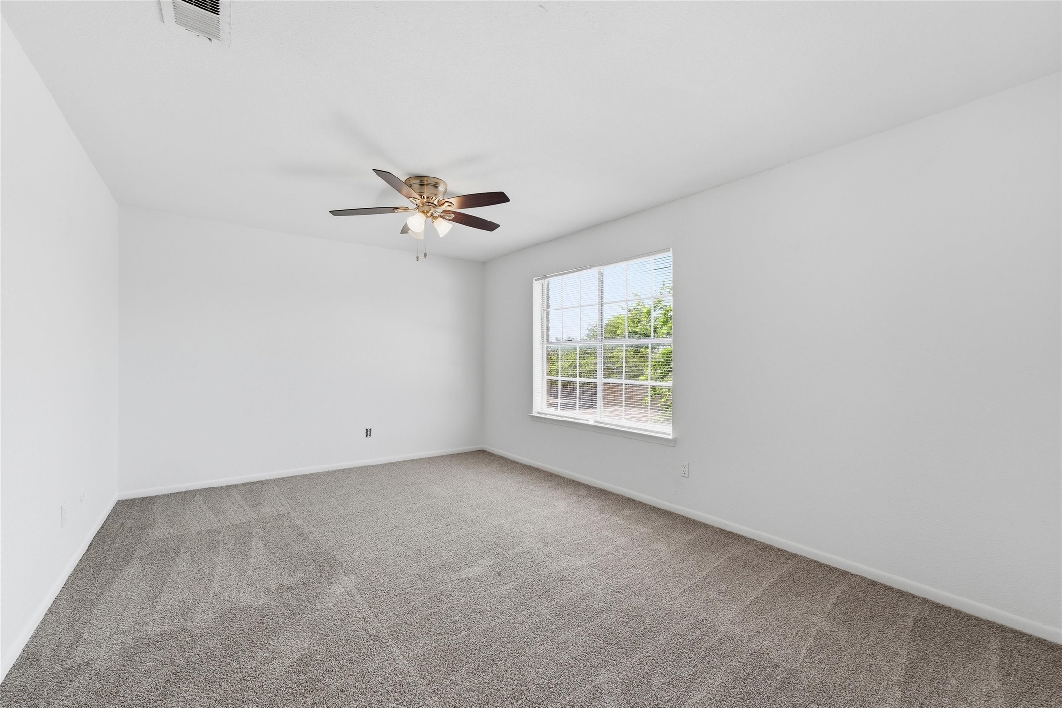78 W Park West Drive Property Photo 10