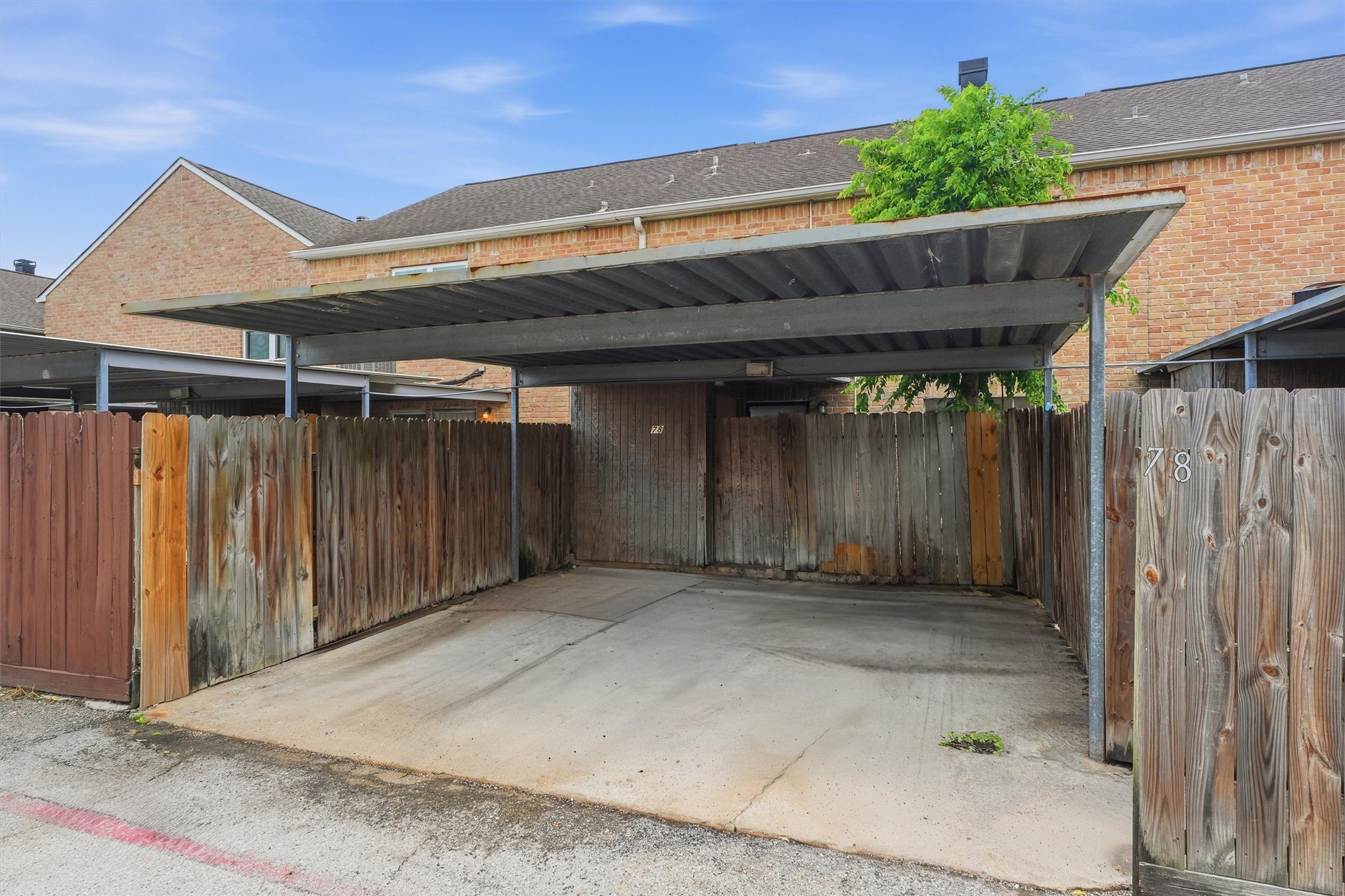 78 W Park West Drive Property Photo 16
