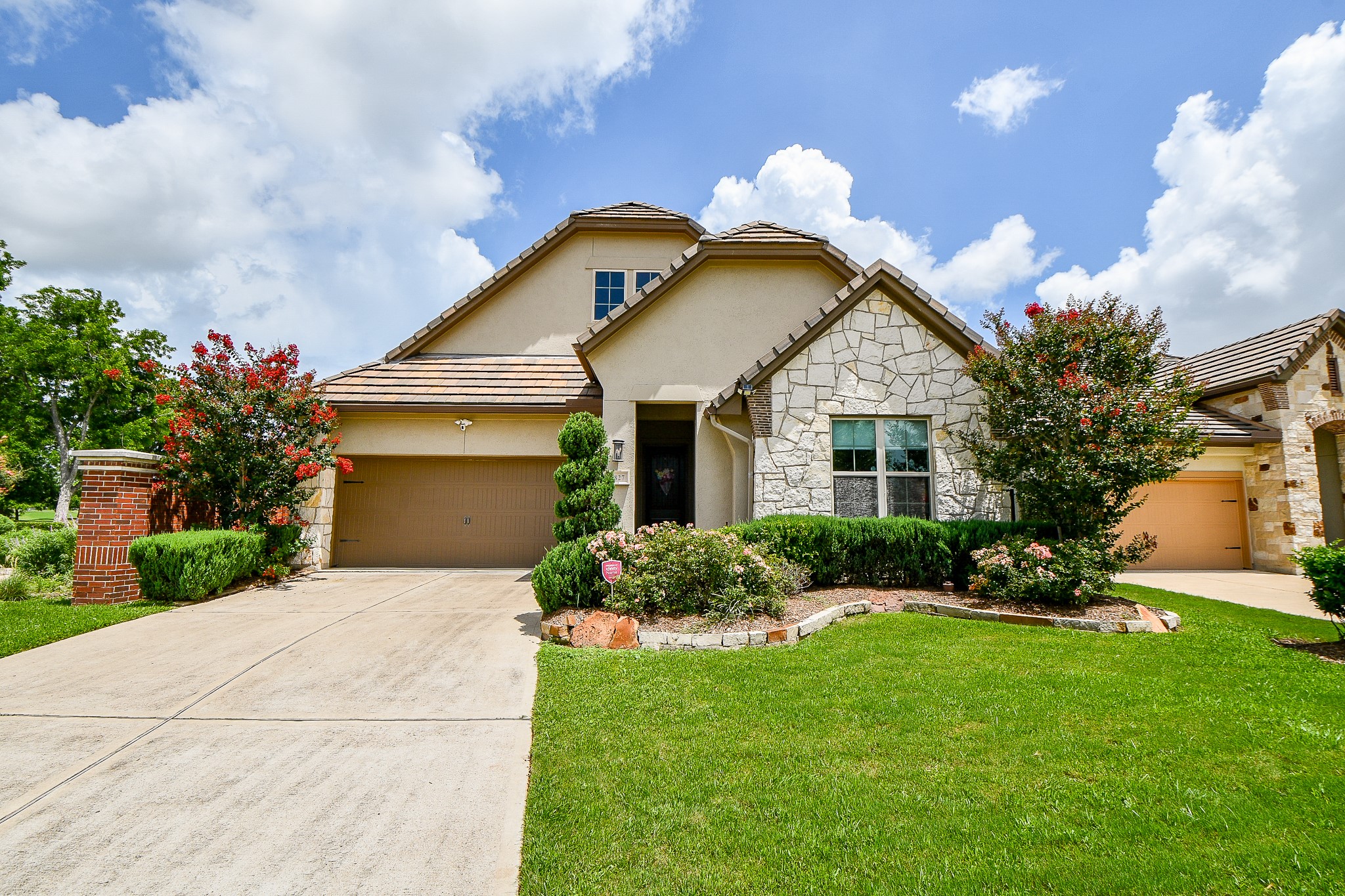 4827 Bellwood Springs Lane Property Photo 1