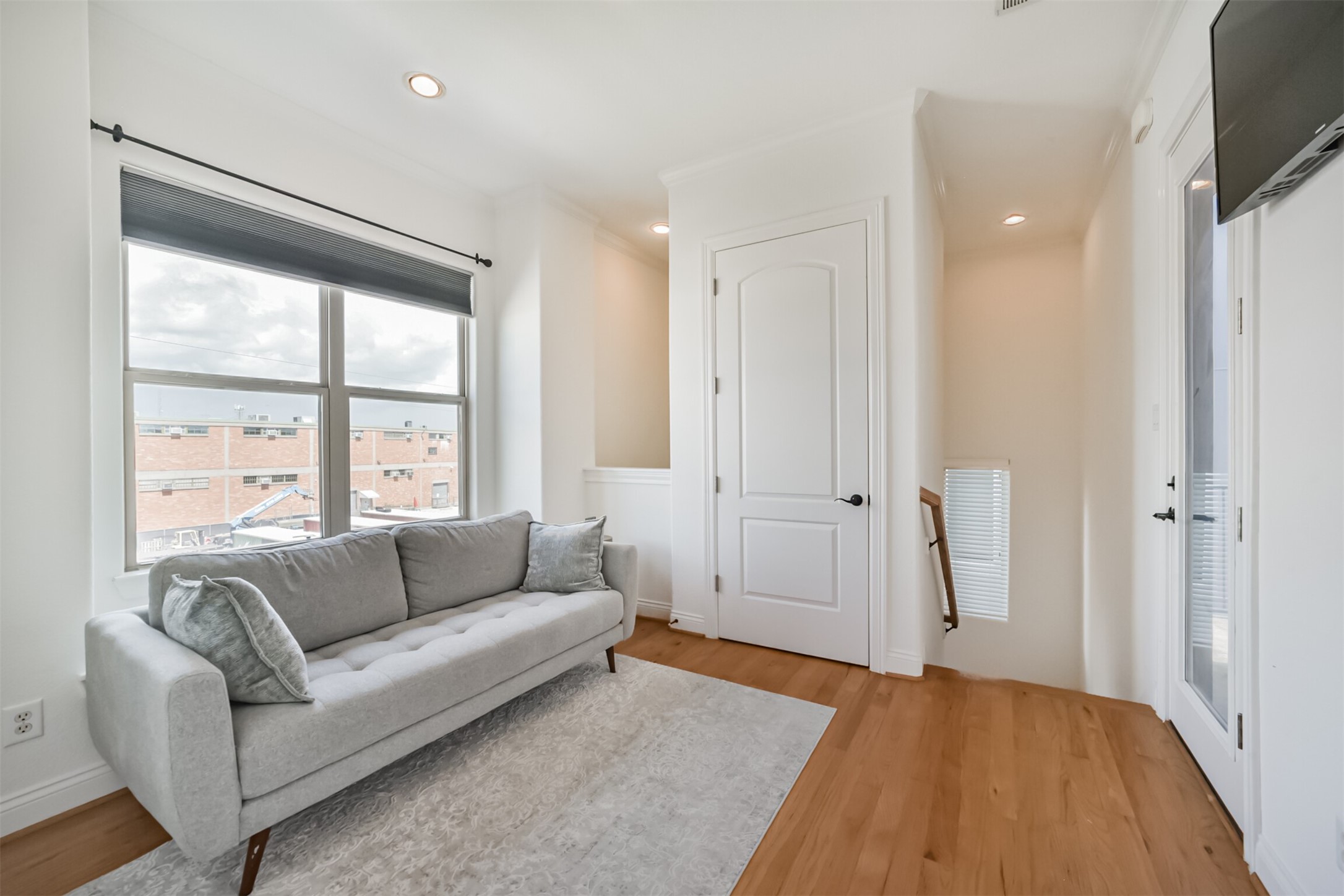 2016 Sabine Street Property Photo 17