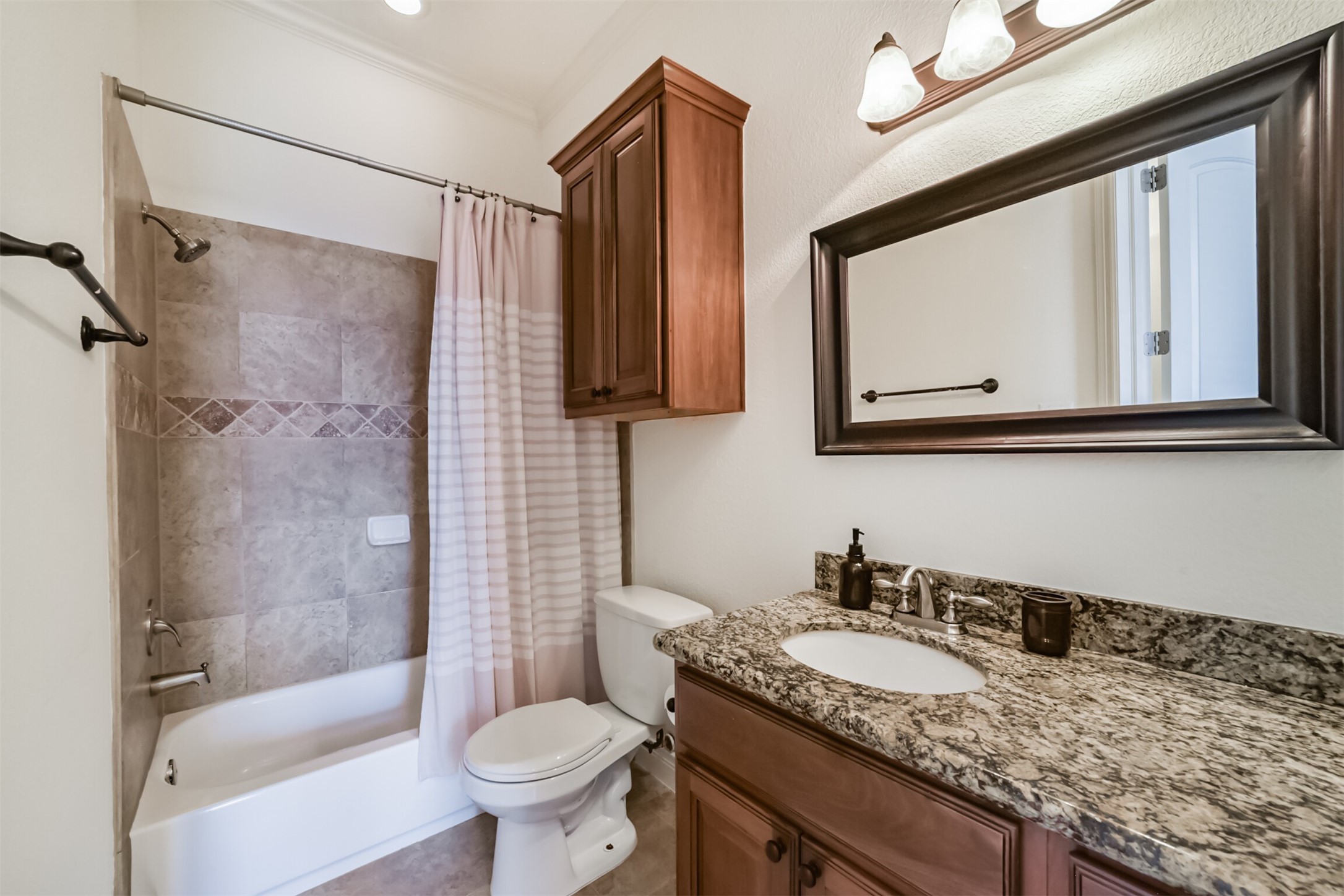2016 Sabine Street Property Photo 26