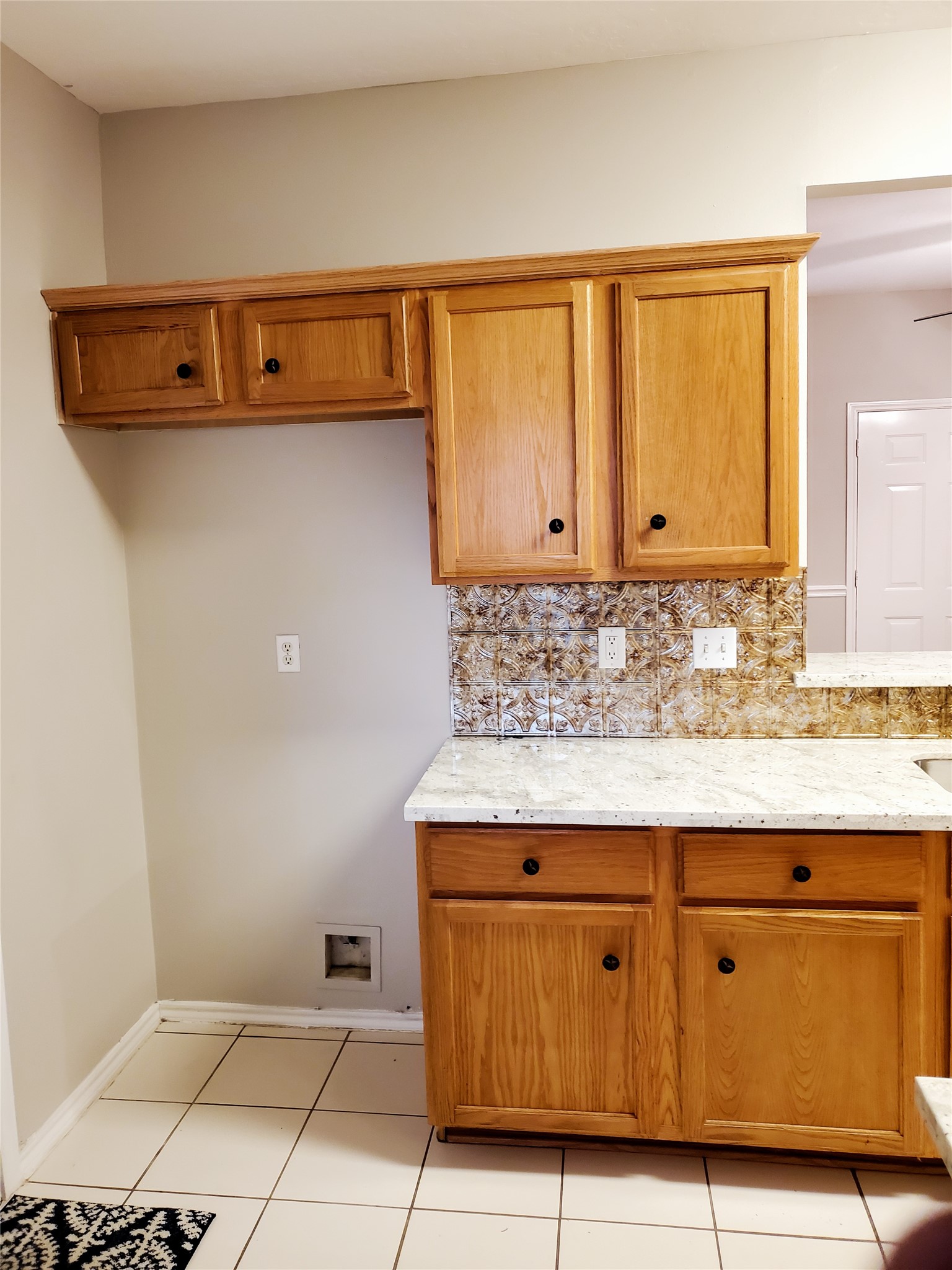 3223 West Street Property Photo 4