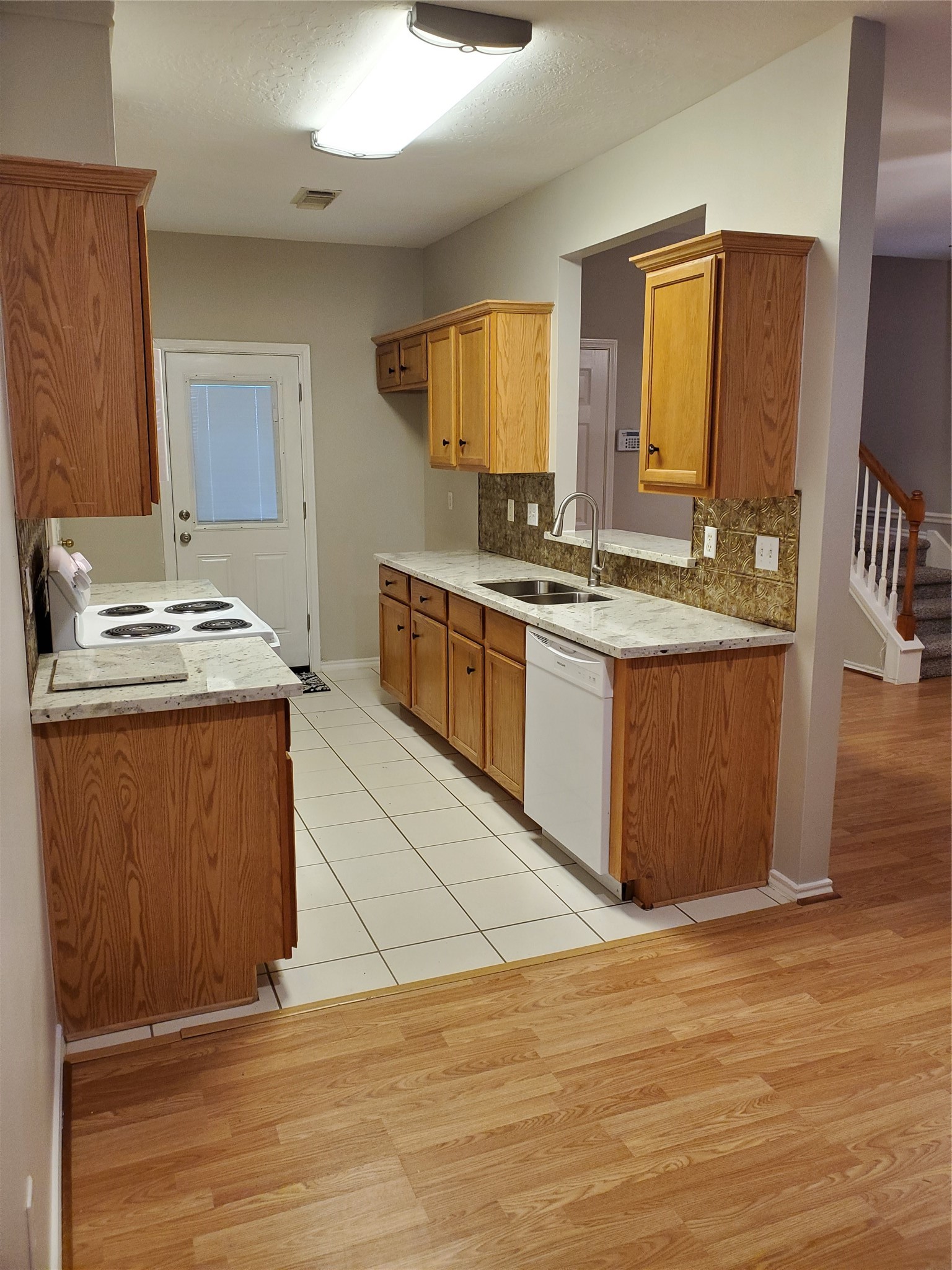 3223 West Street Property Photo 17
