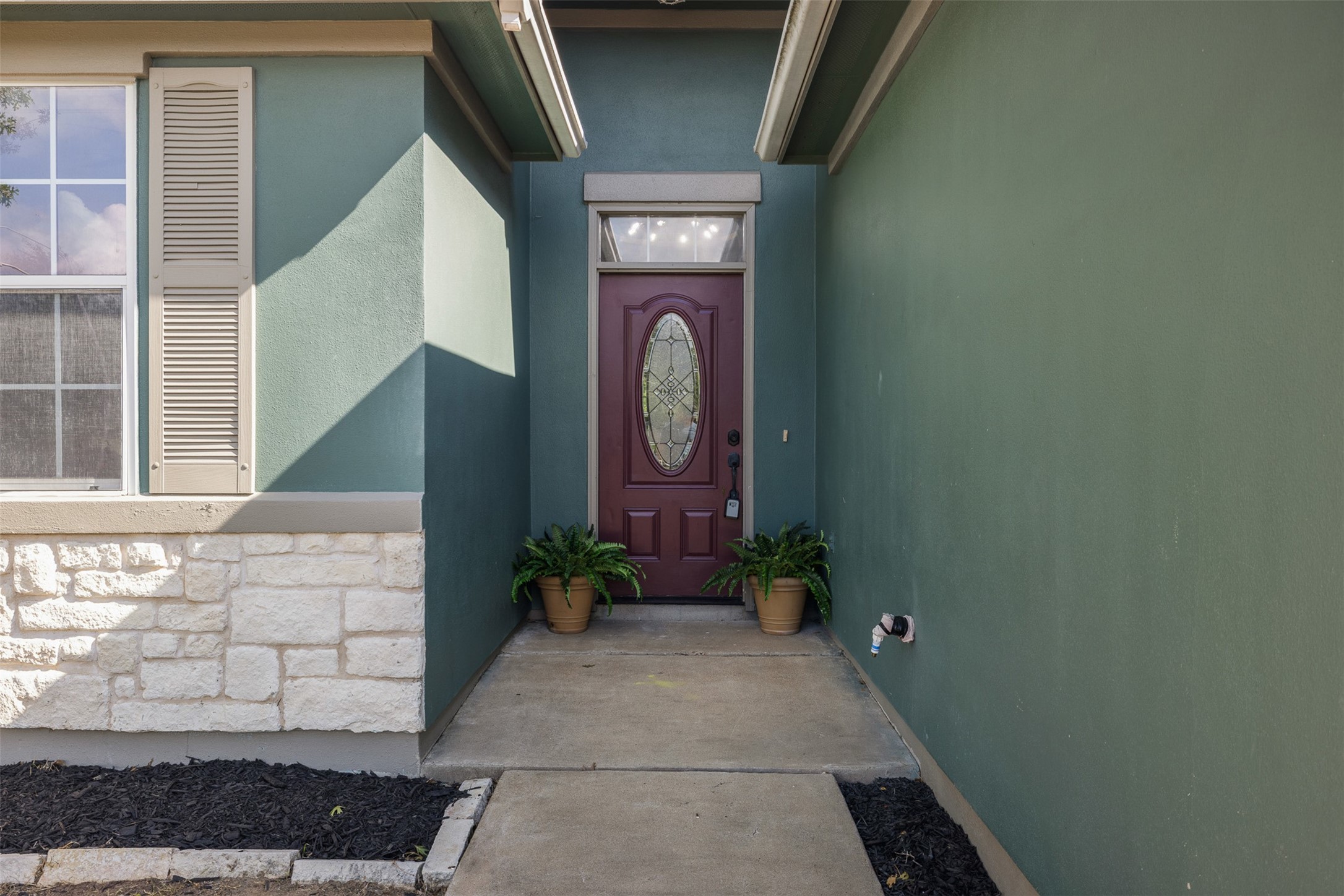 340 Rose Mayer Loop Property Photo 2