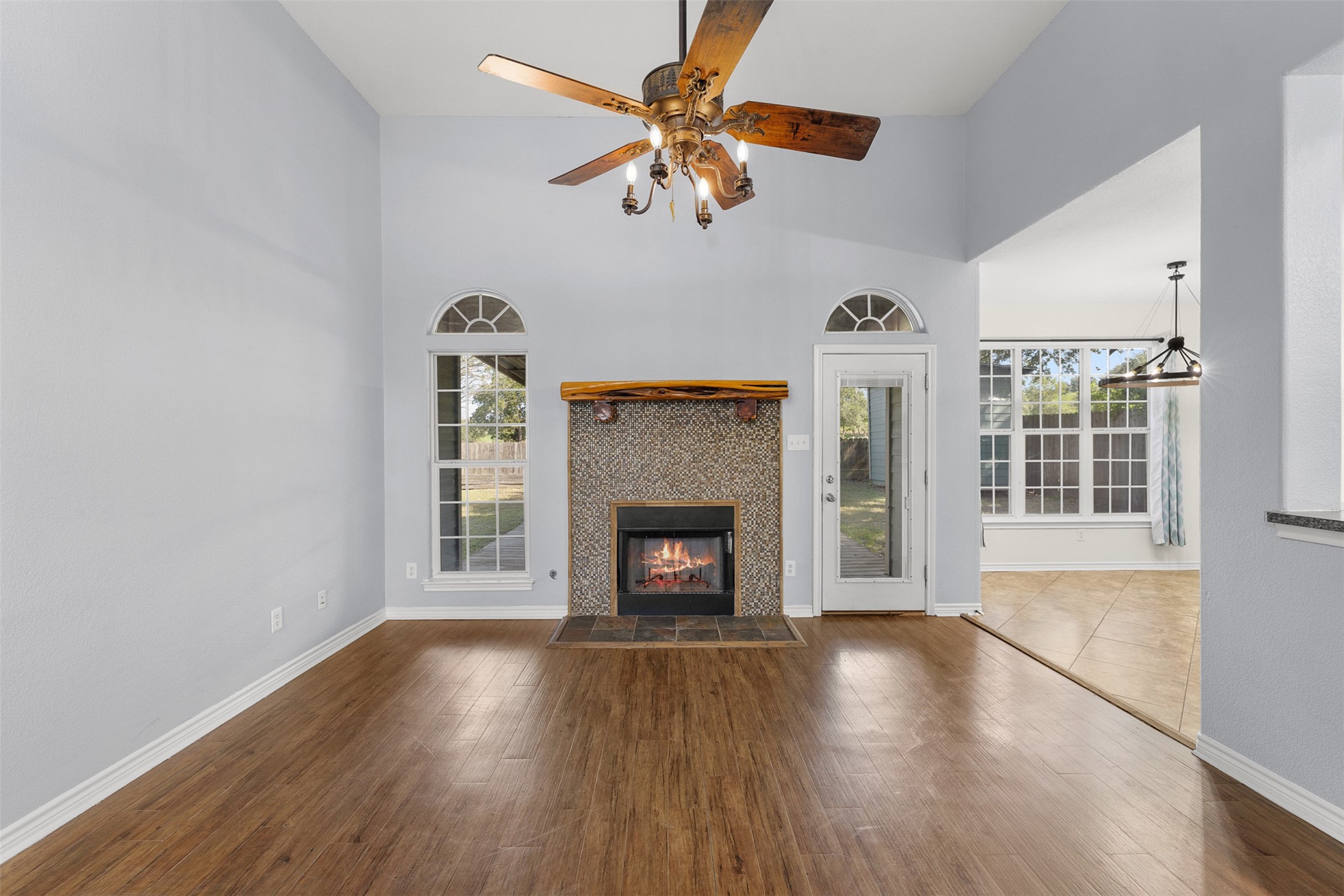 340 Rose Mayer Loop Property Photo 5