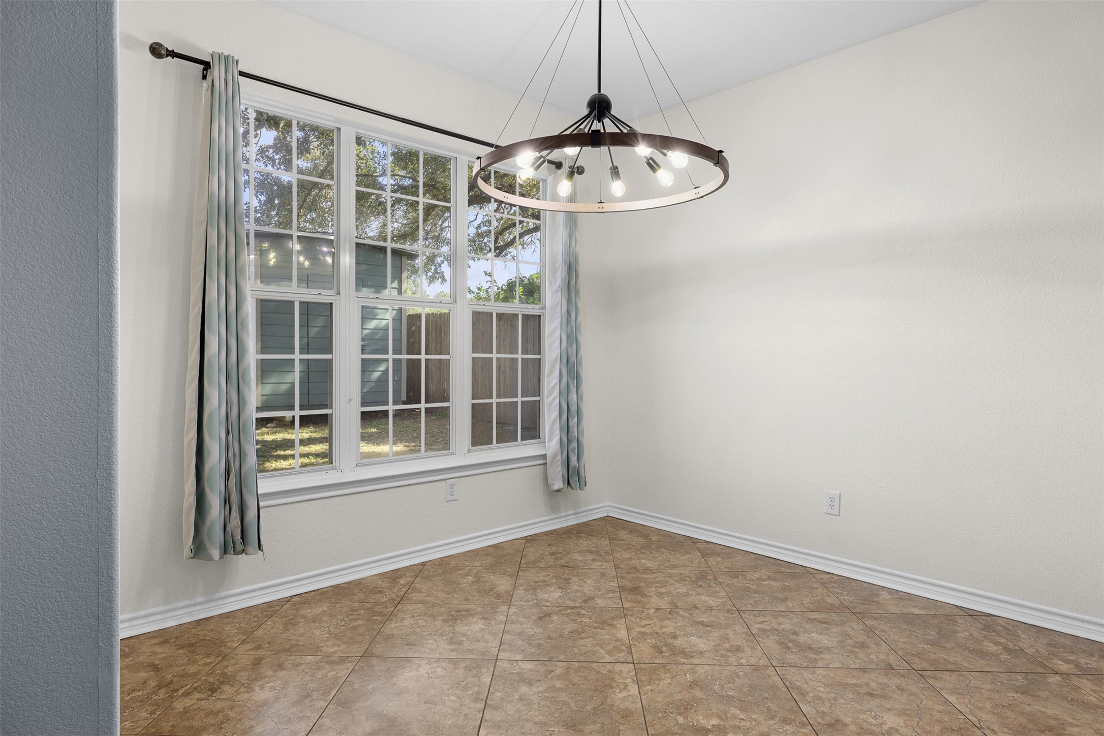 340 Rose Mayer Loop Property Photo 10