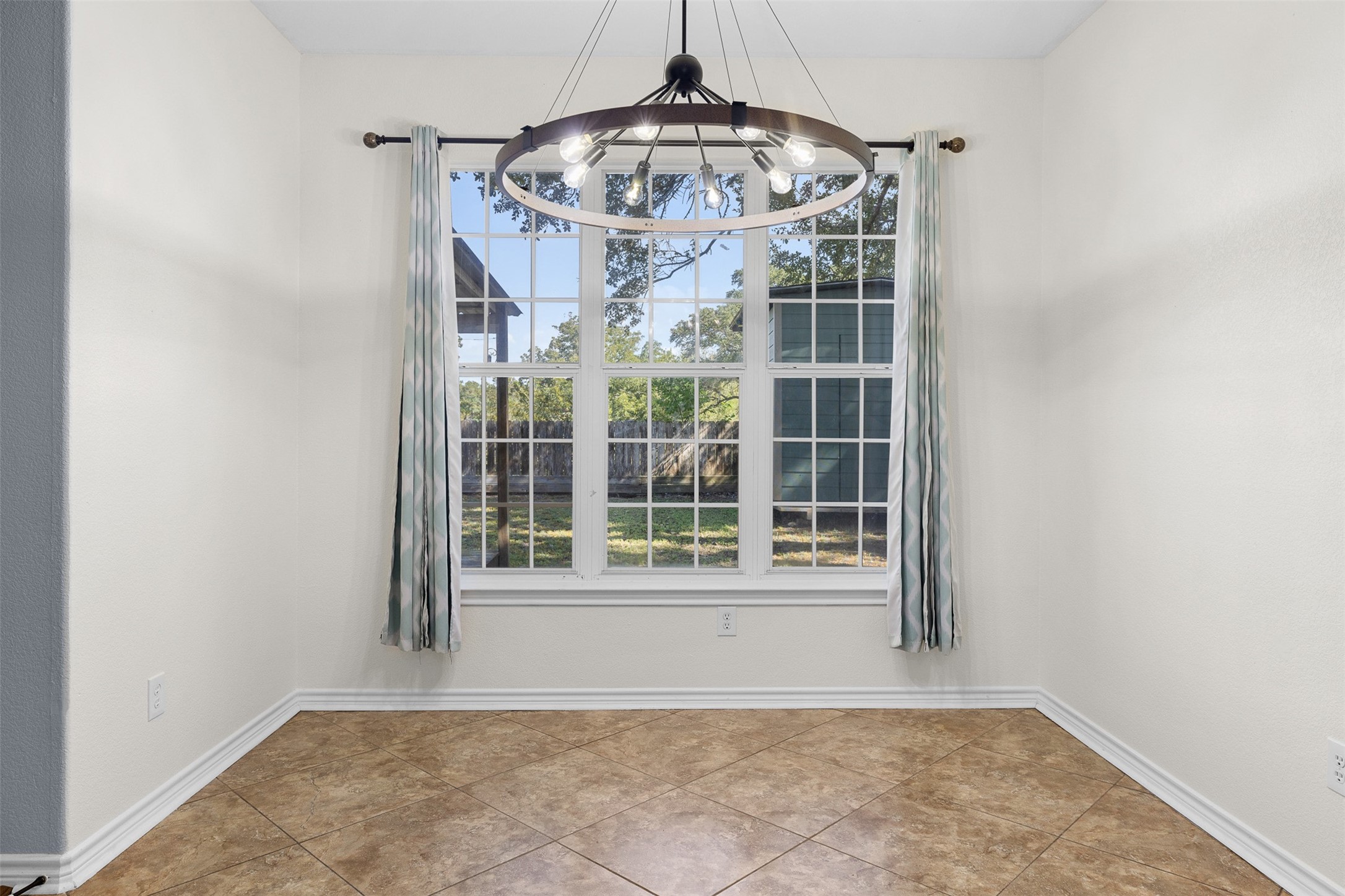 340 Rose Mayer Loop Property Photo 11
