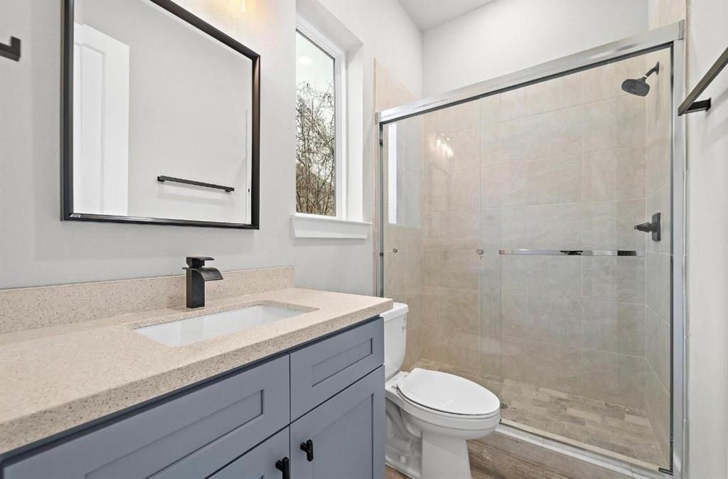 232 W 28th Street A Property Photo 1