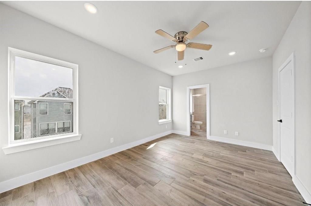 232 W 28th Street A Property Photo 2