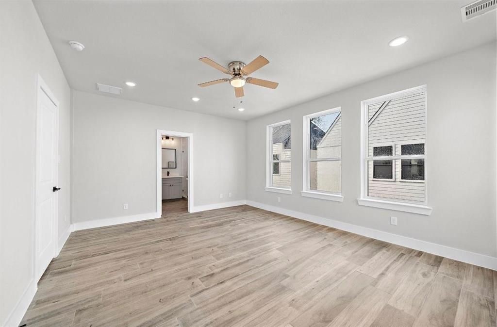232 W 28th Street A Property Photo 6