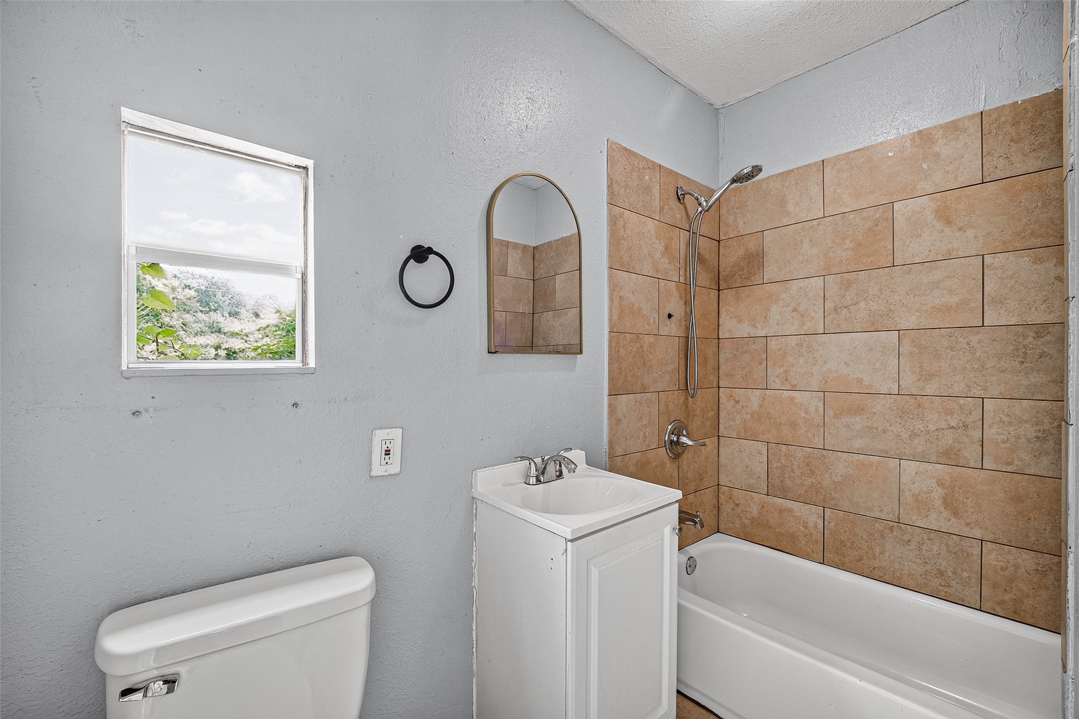 4118 Sunflower Street Property Photo 16
