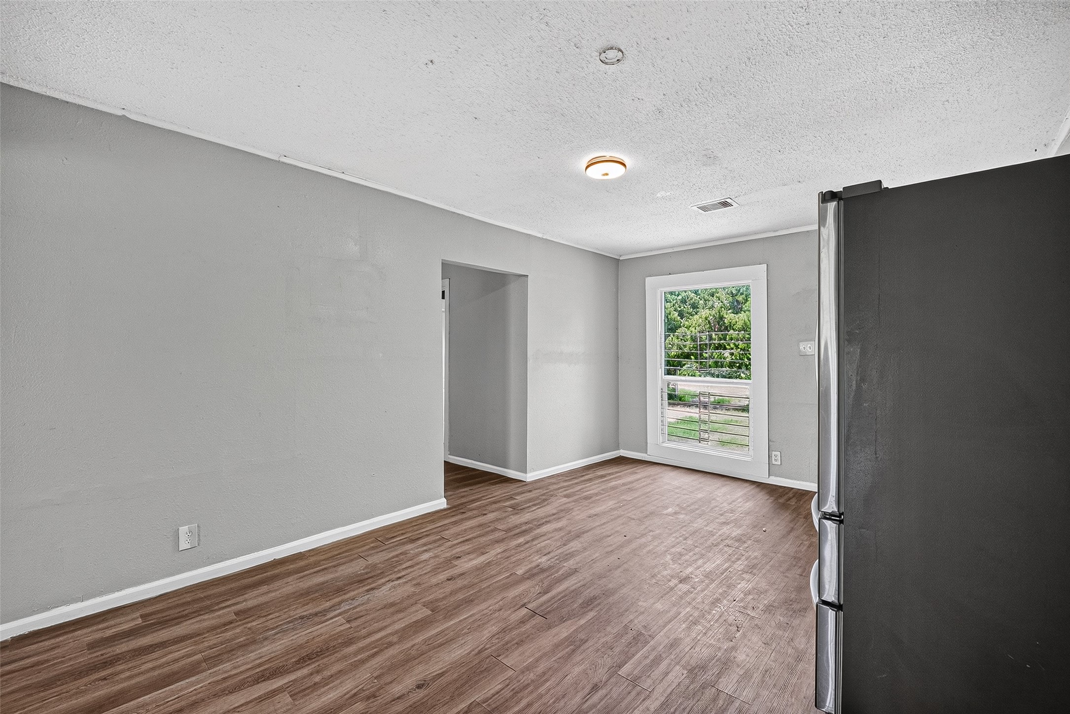 4118 Sunflower Street Property Photo 18