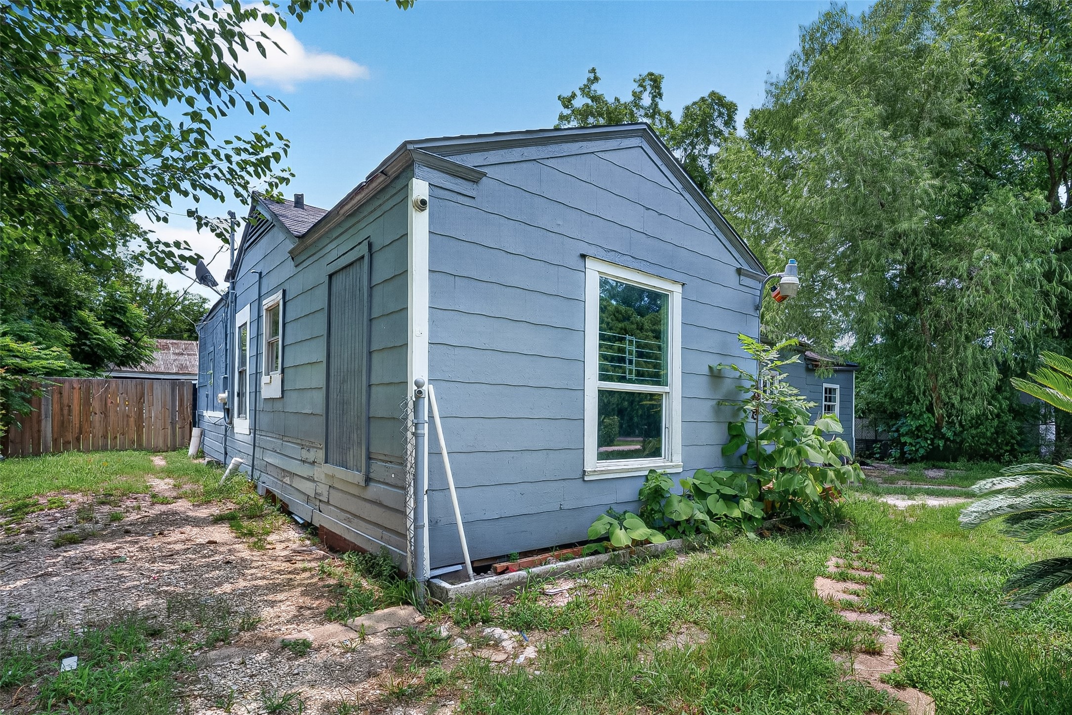 4118 Sunflower Street Property Photo 19