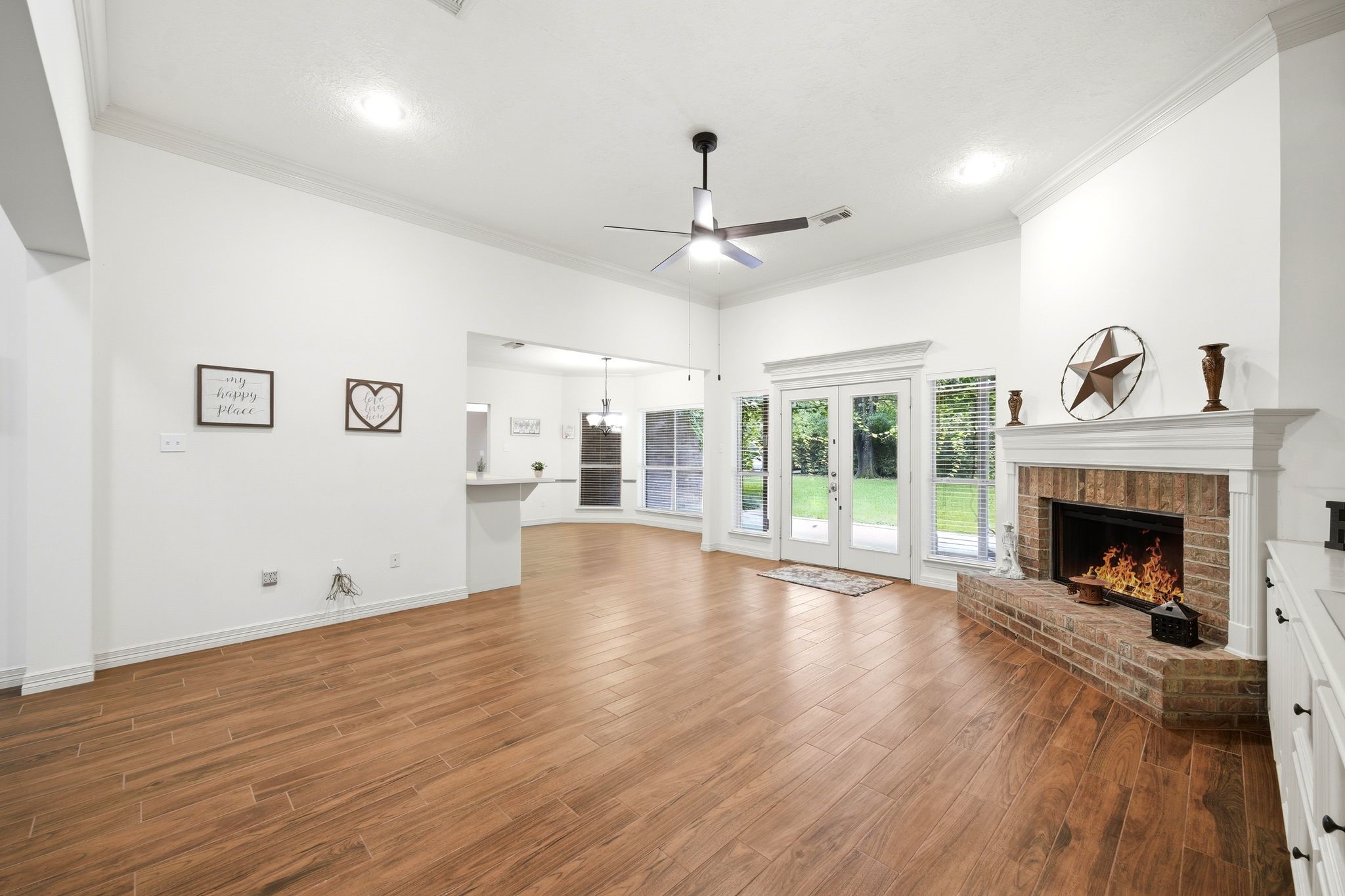 5925 Ranch Lake Drive Property Photo 11