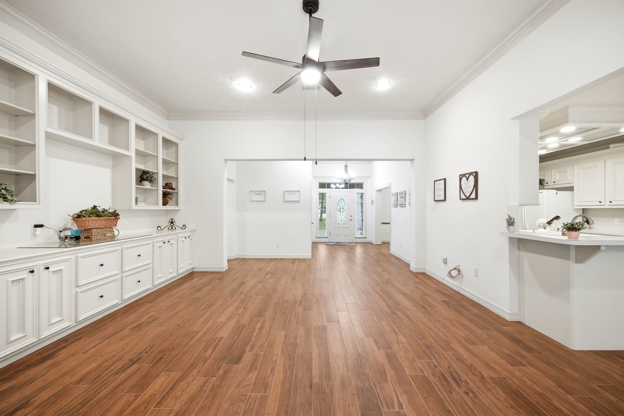 5925 Ranch Lake Drive Property Photo 12
