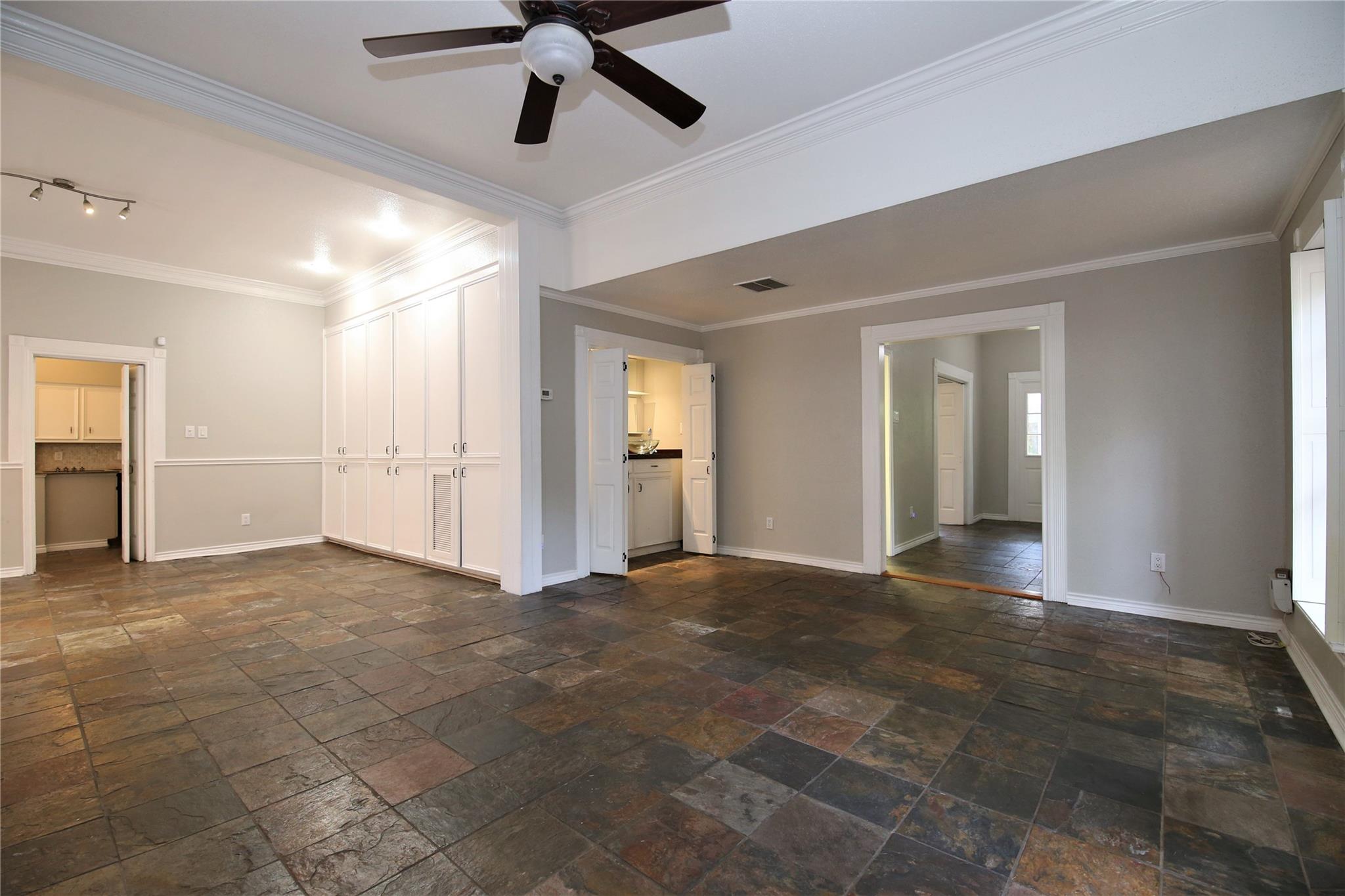 1126 Nantucket 3 Property Photo 5