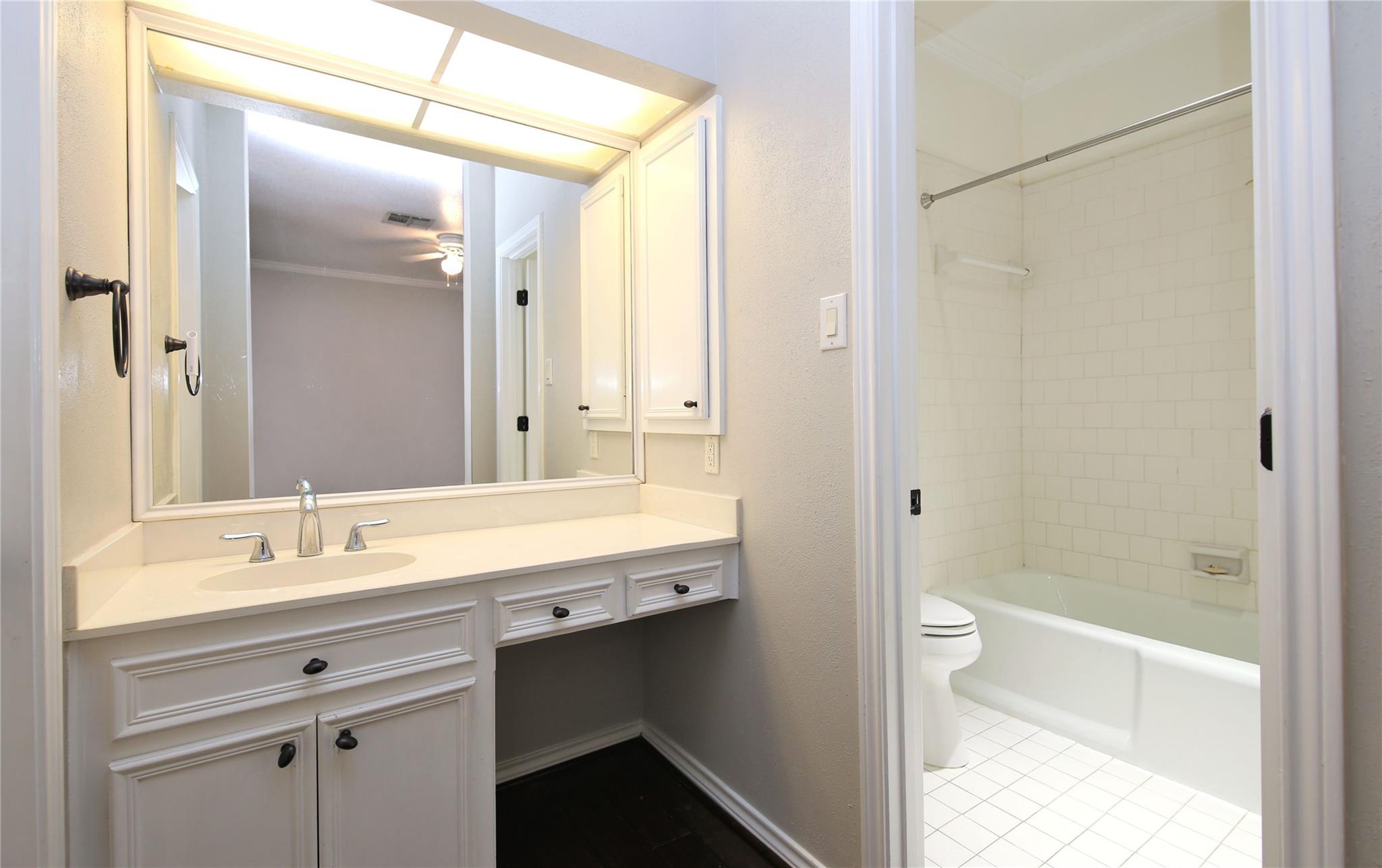 1126 Nantucket 3 Property Photo 18