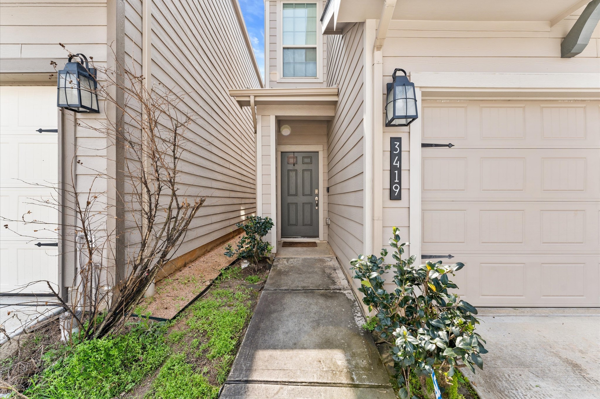 3419 Avondale View Drive Property Photo 2