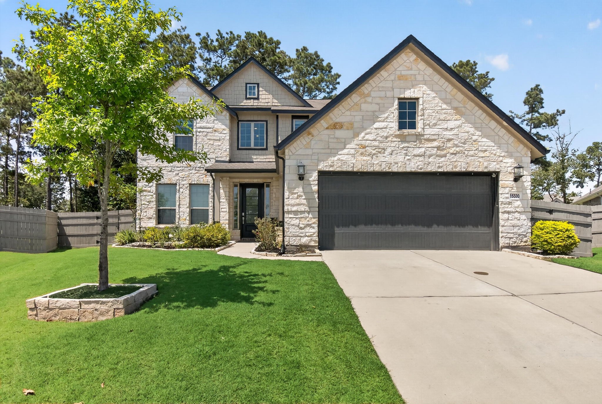 15500 Leopard Lily Lane Property Photo 1