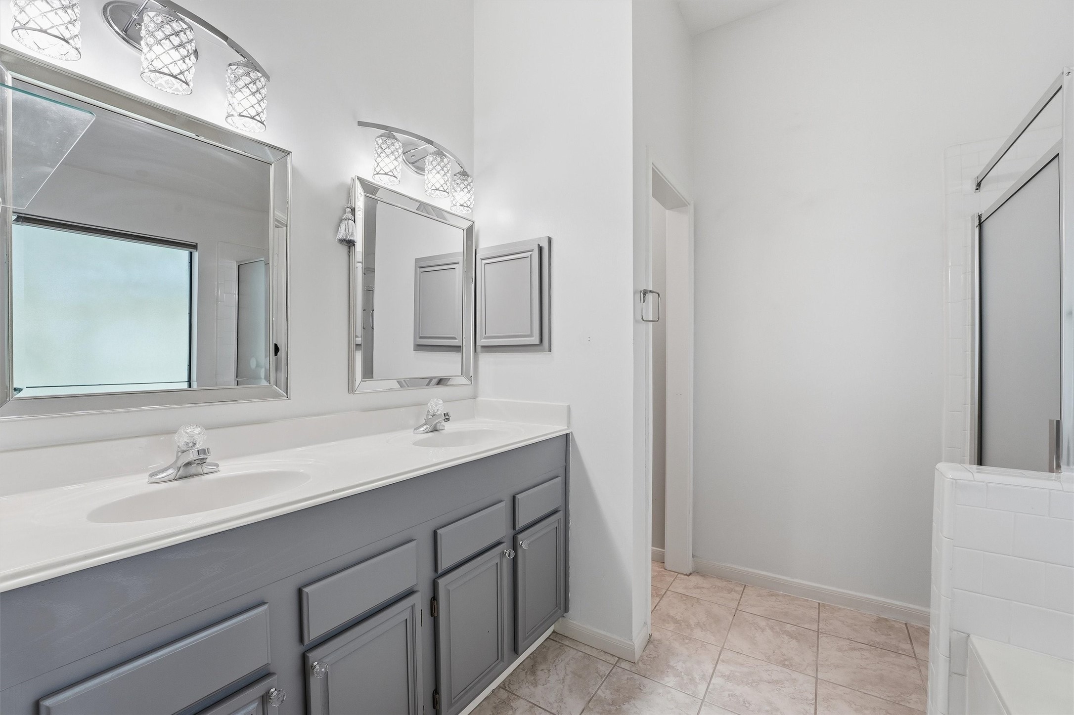 3918 E Peach Hollow Circle Property Photo 15