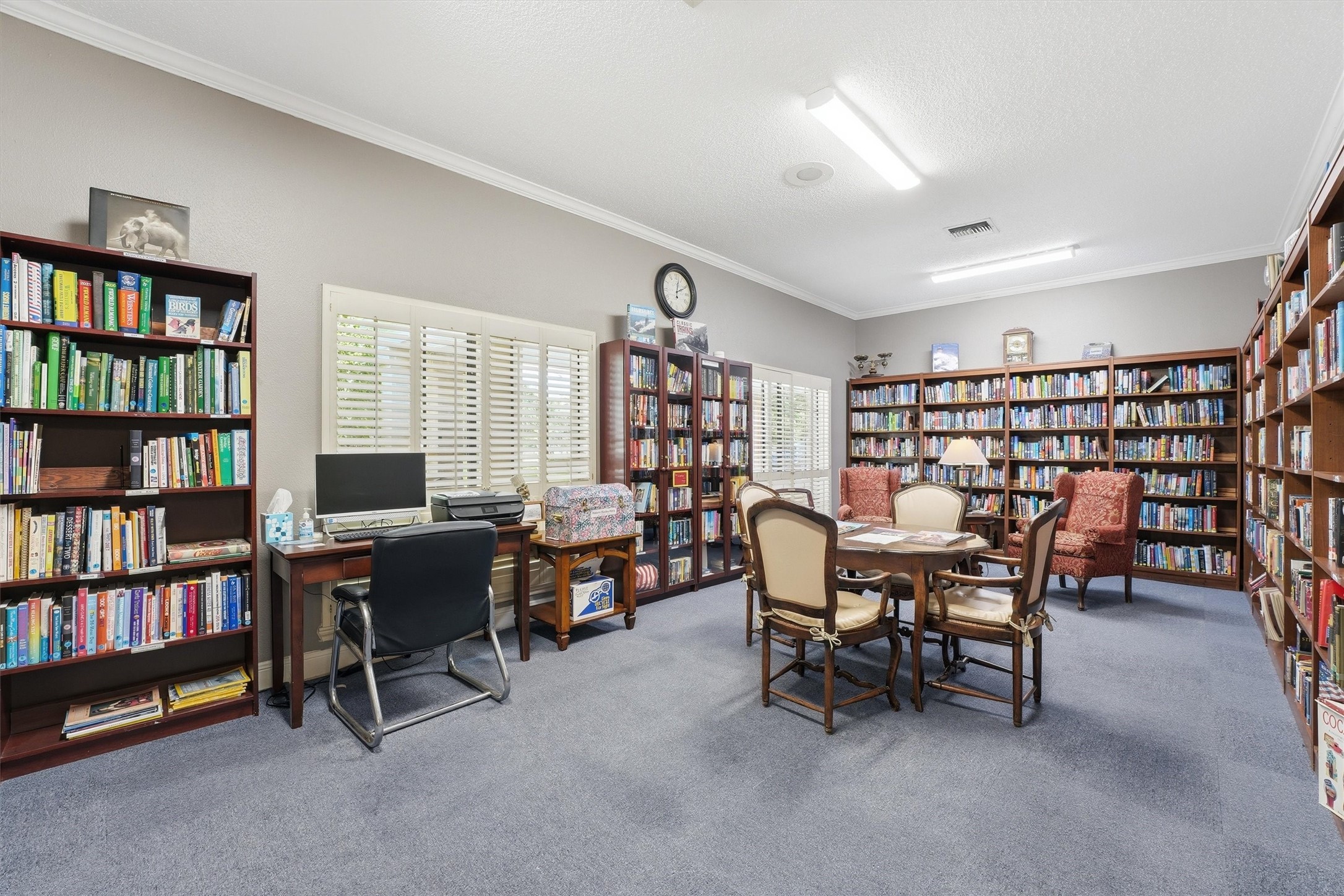 3918 E Peach Hollow Circle Property Photo 36