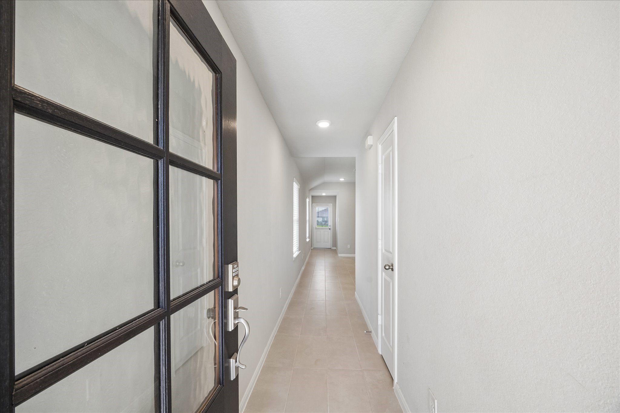 27007 Blue Pool Drive Property Photo 2