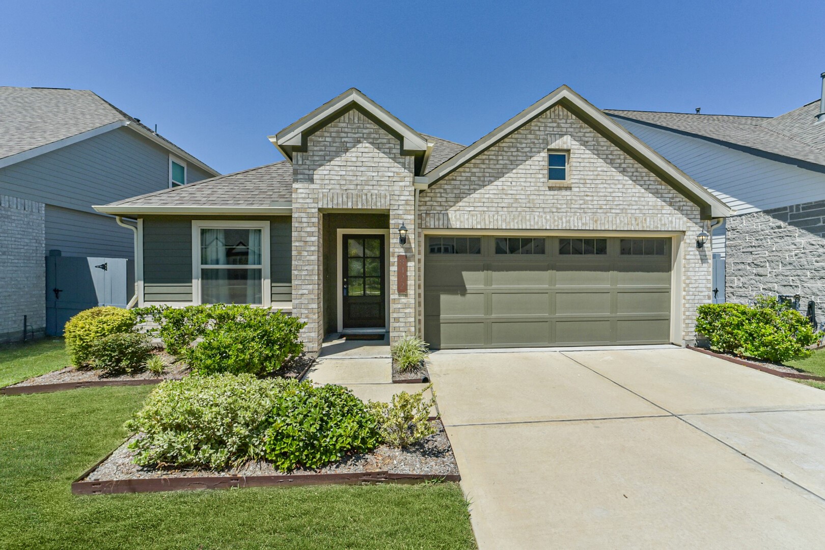 8422 Red Shiner Way Property Photo 1