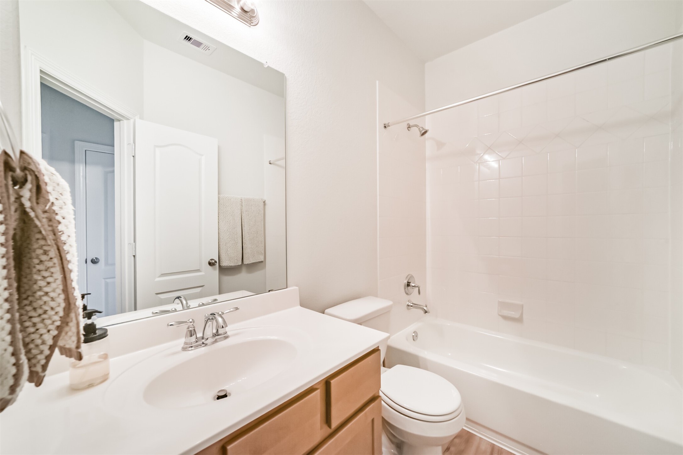8422 Red Shiner Way Property Photo 29