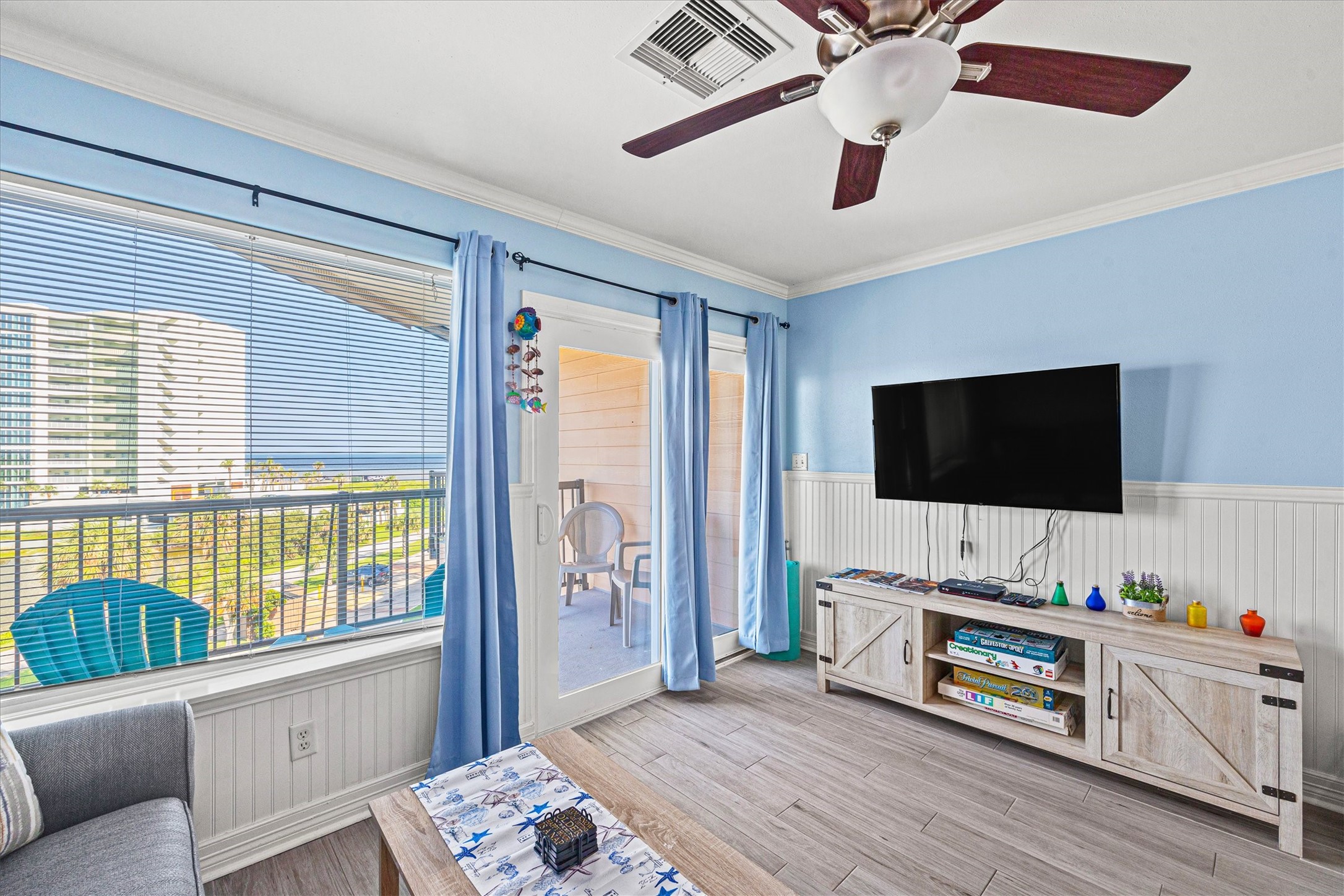 9520 Seawall Blvd 338 Property Photo 3