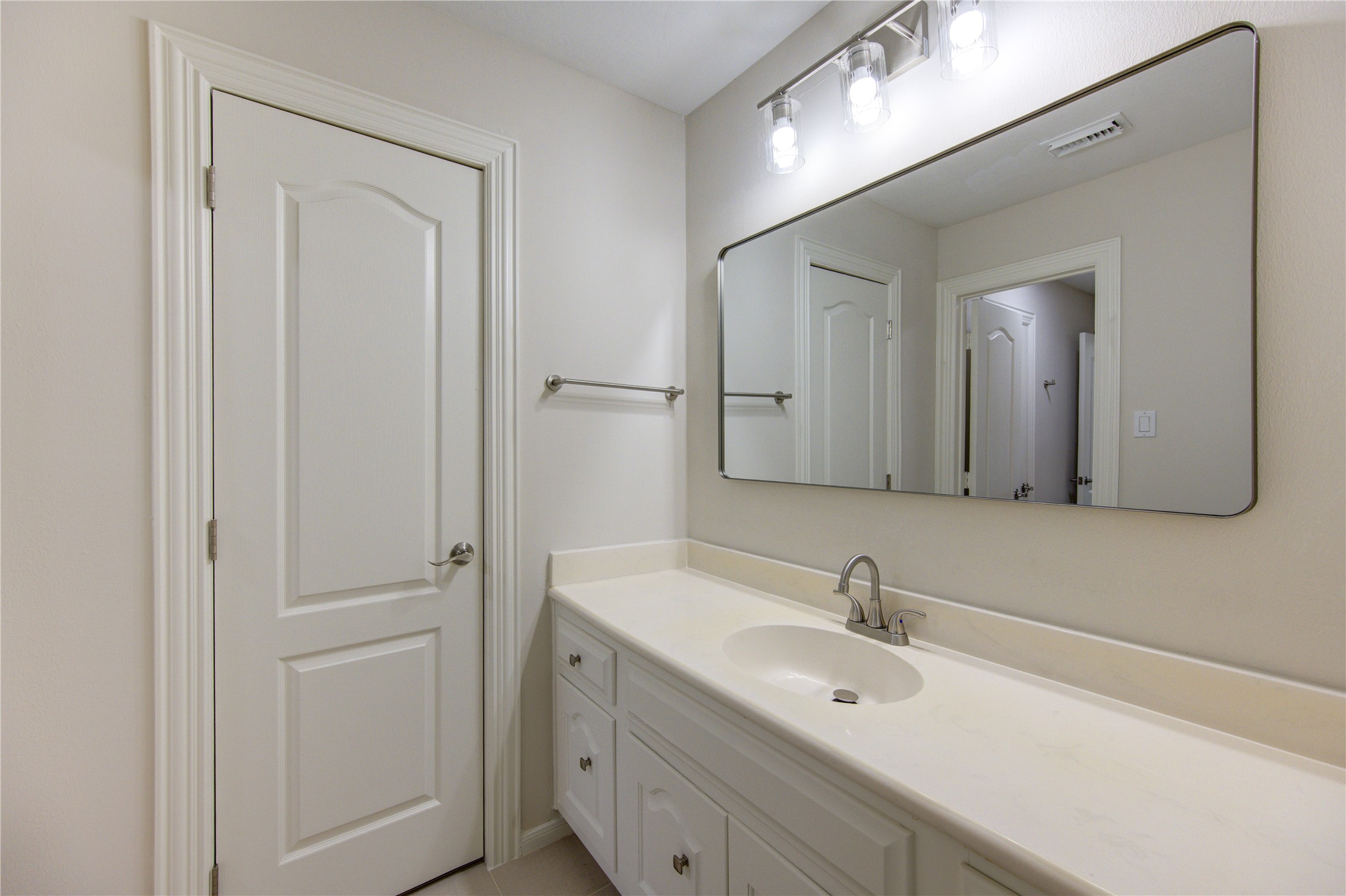 5607 Summer Snow Drive Property Photo 26