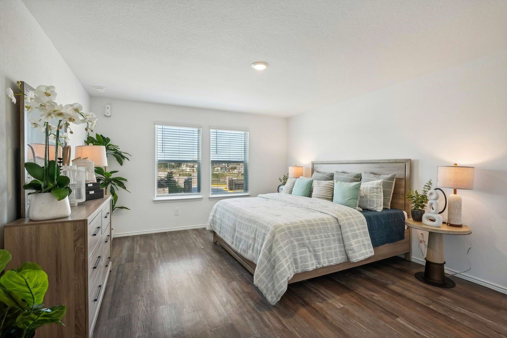 3615 Massenet Property Photo 8
