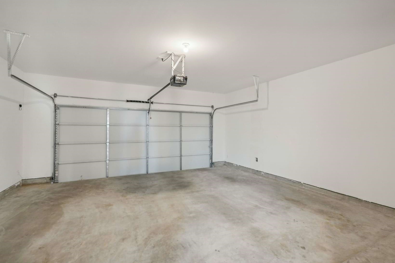 3615 Massenet Property Photo 19