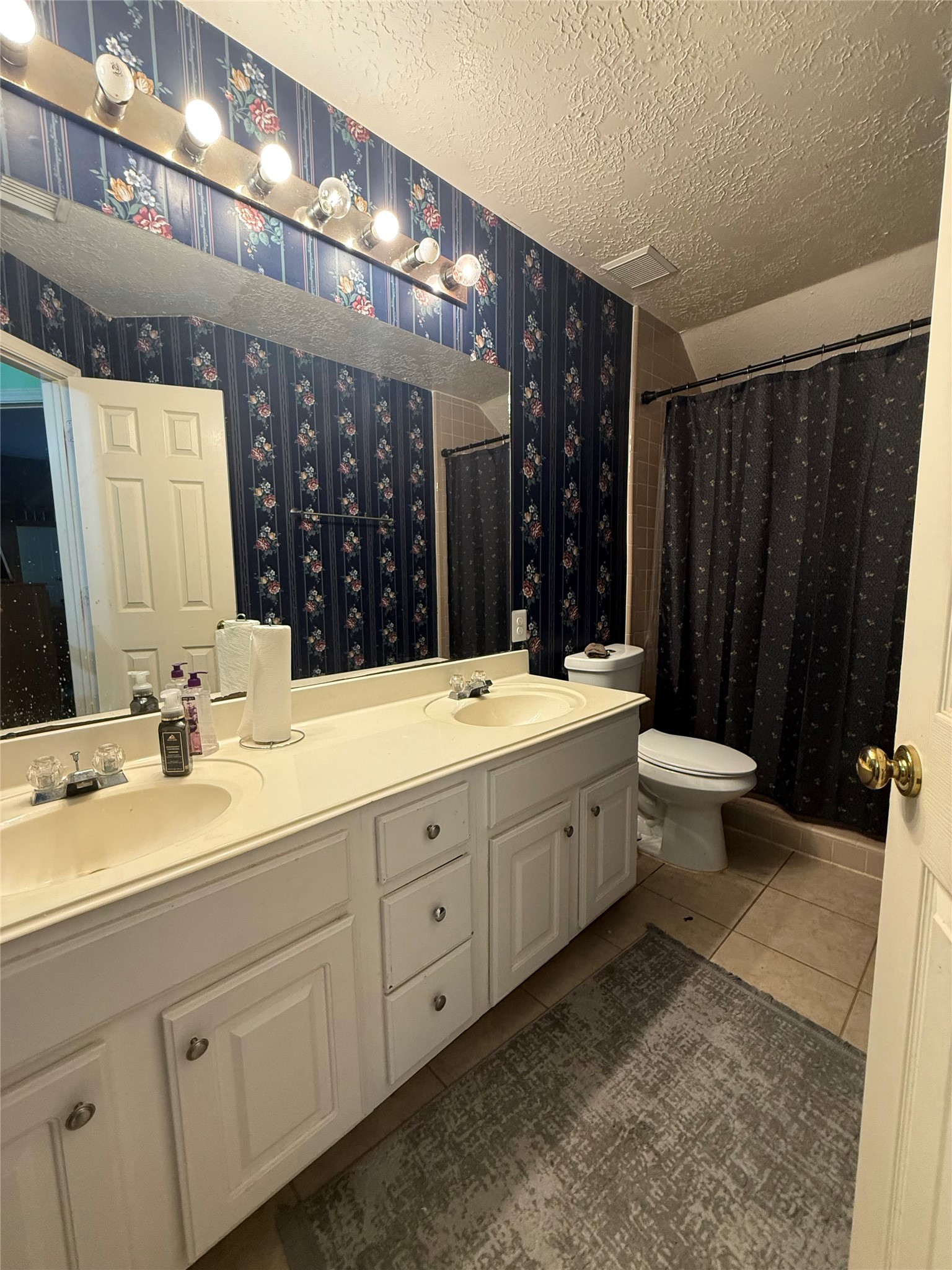 16123 Pipers Landing Court Property Photo 10