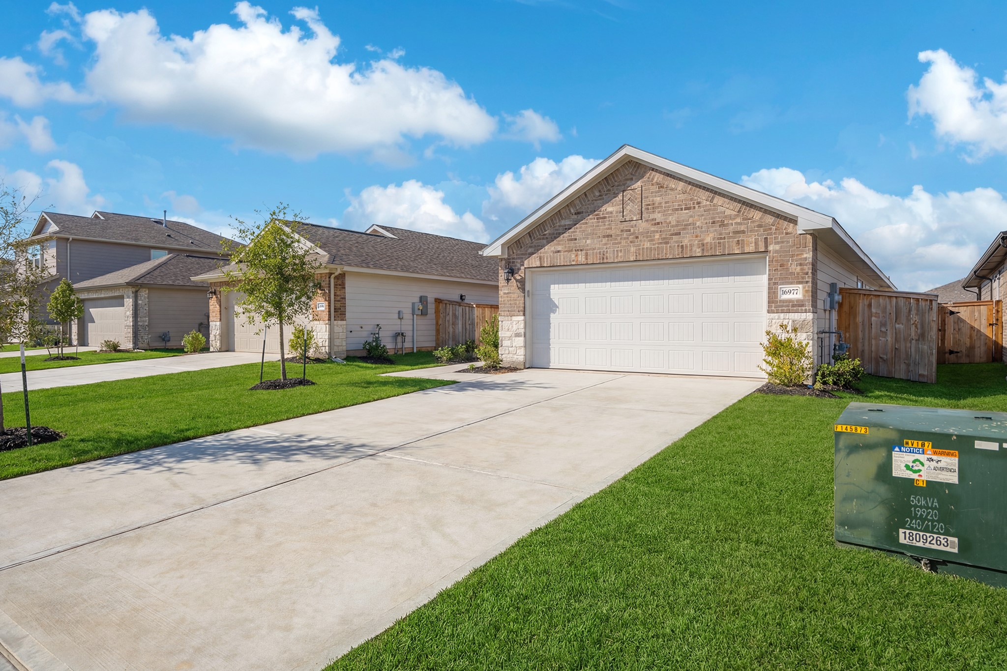 16977 Juniper Blossom Bend Property Photo 10