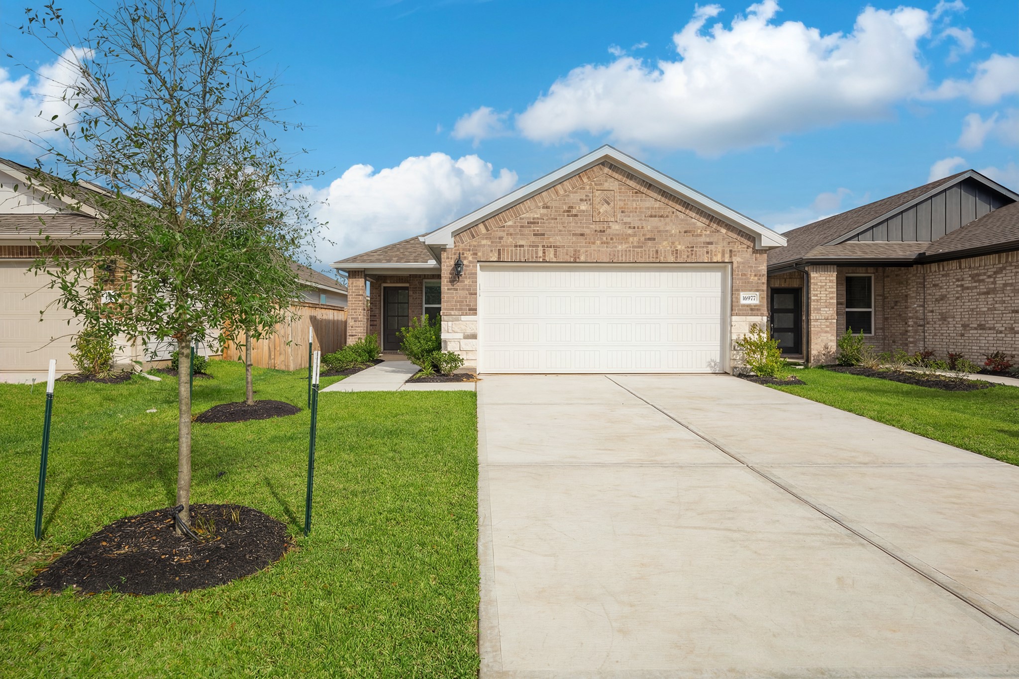 16977 Juniper Blossom Bend Property Photo 11