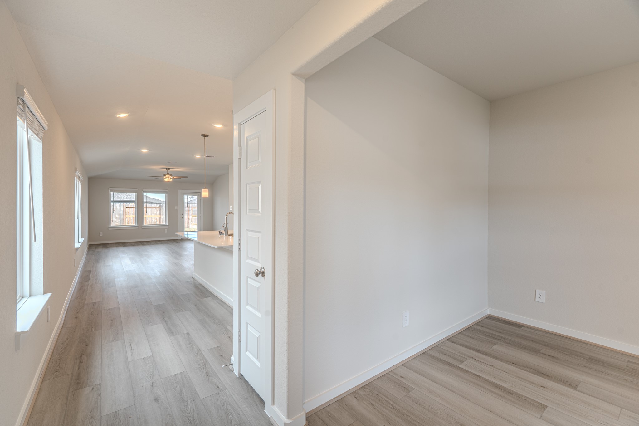 16977 Juniper Blossom Bend Property Photo 14